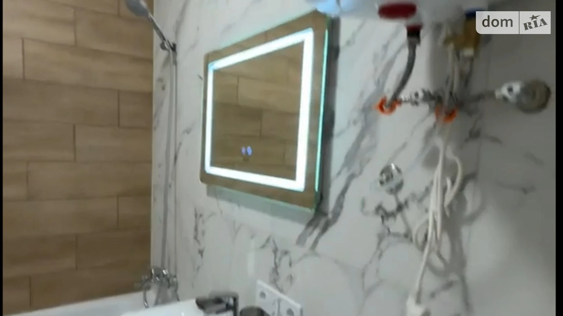 Продается 2-комнатная квартира 67.2 кв. м в Ирпене, ул. Университетская(Карла Маркса), 1Л - фото 2