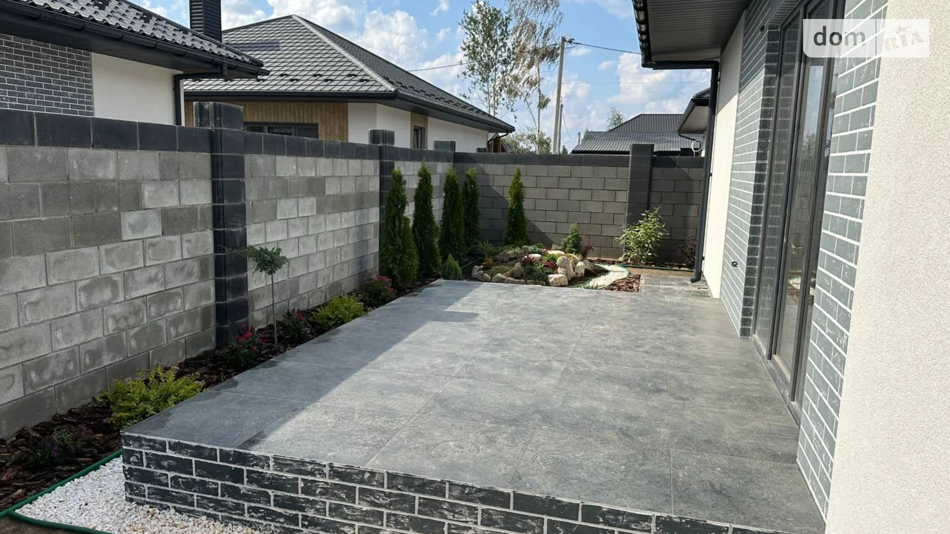 Продается одноэтажный дом 97 кв. м с камином, цена: 84000 $ - фото 2