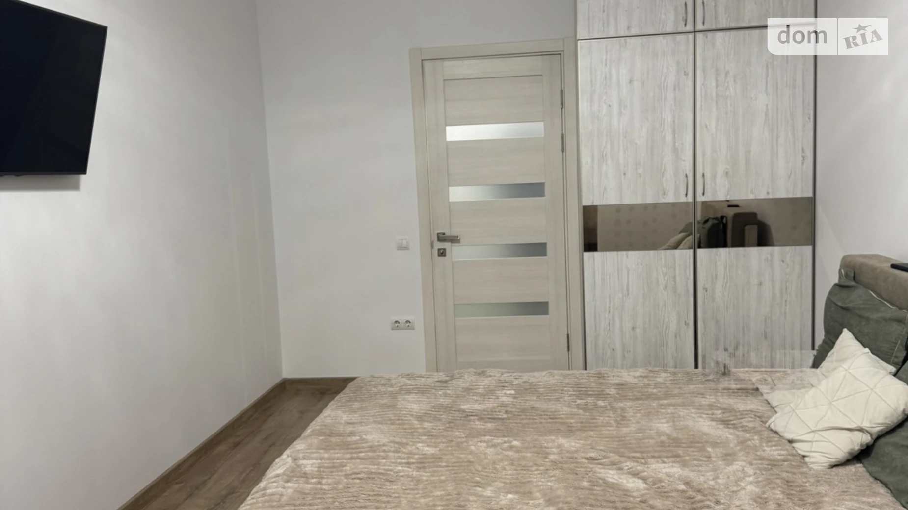 Продается 1-комнатная квартира 46.5 кв. м в Черновцах, ул. Шухевича Романа, 3Б - фото 4