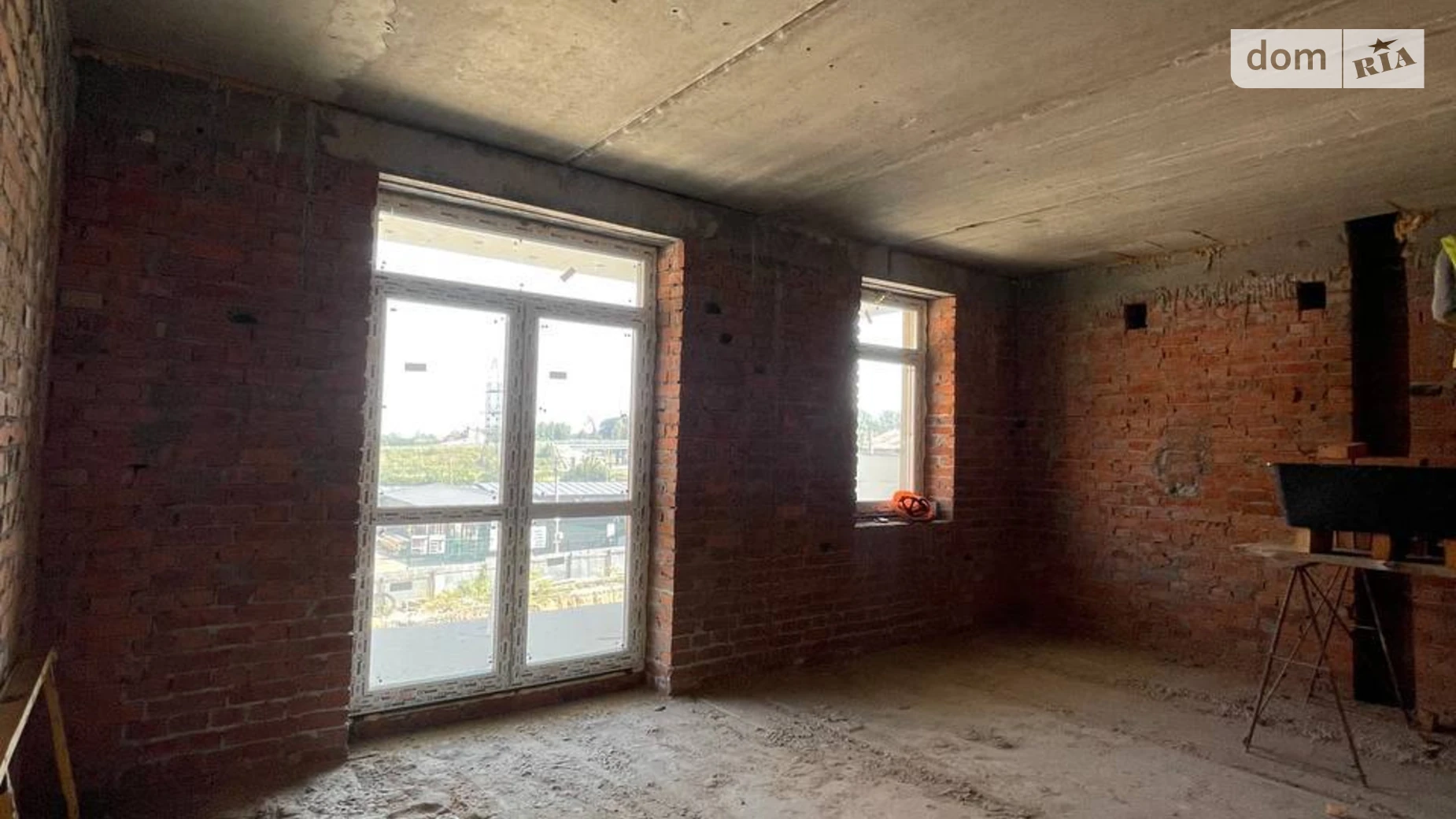 Продается 2-комнатная квартира 77 кв. м в Винниках, ул. Галицкая - фото 2