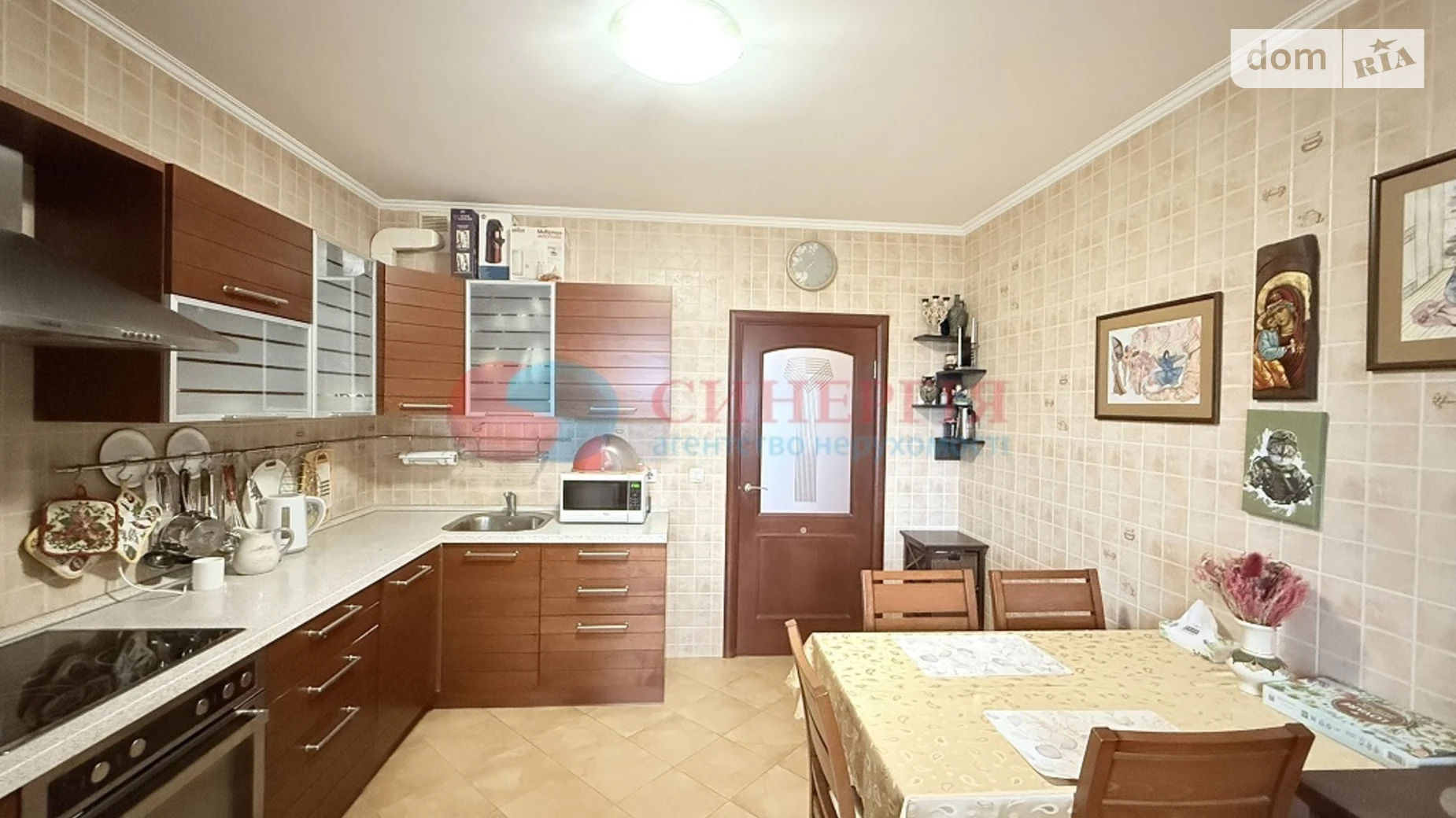 Продается 3-комнатная квартира 93 кв. м в Киеве, ул. Левка Лукьяненко, 15Г - фото 2