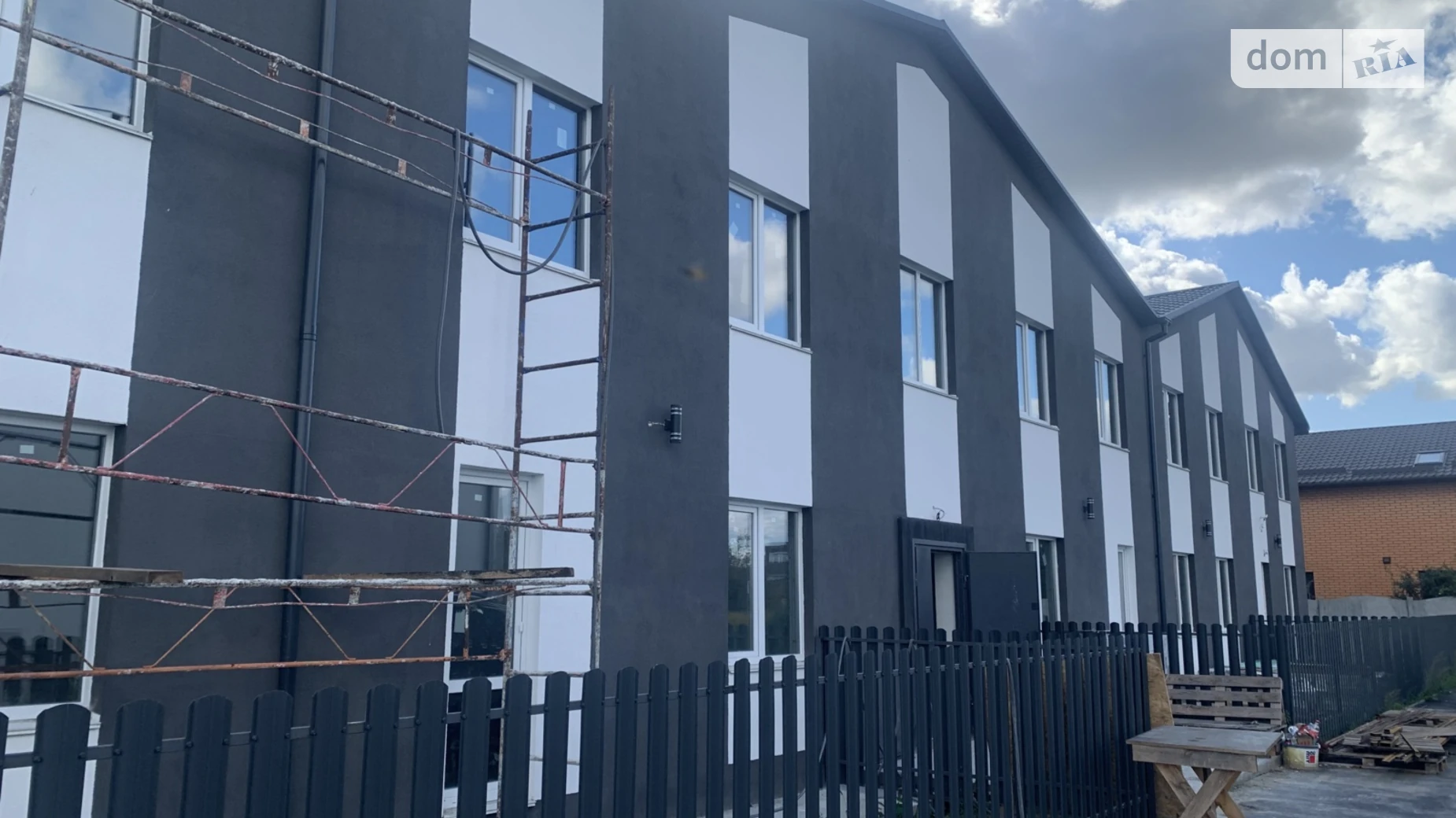 Продается 1-комнатная квартира 28 кв. м в, цена: 26000 $ - фото 2