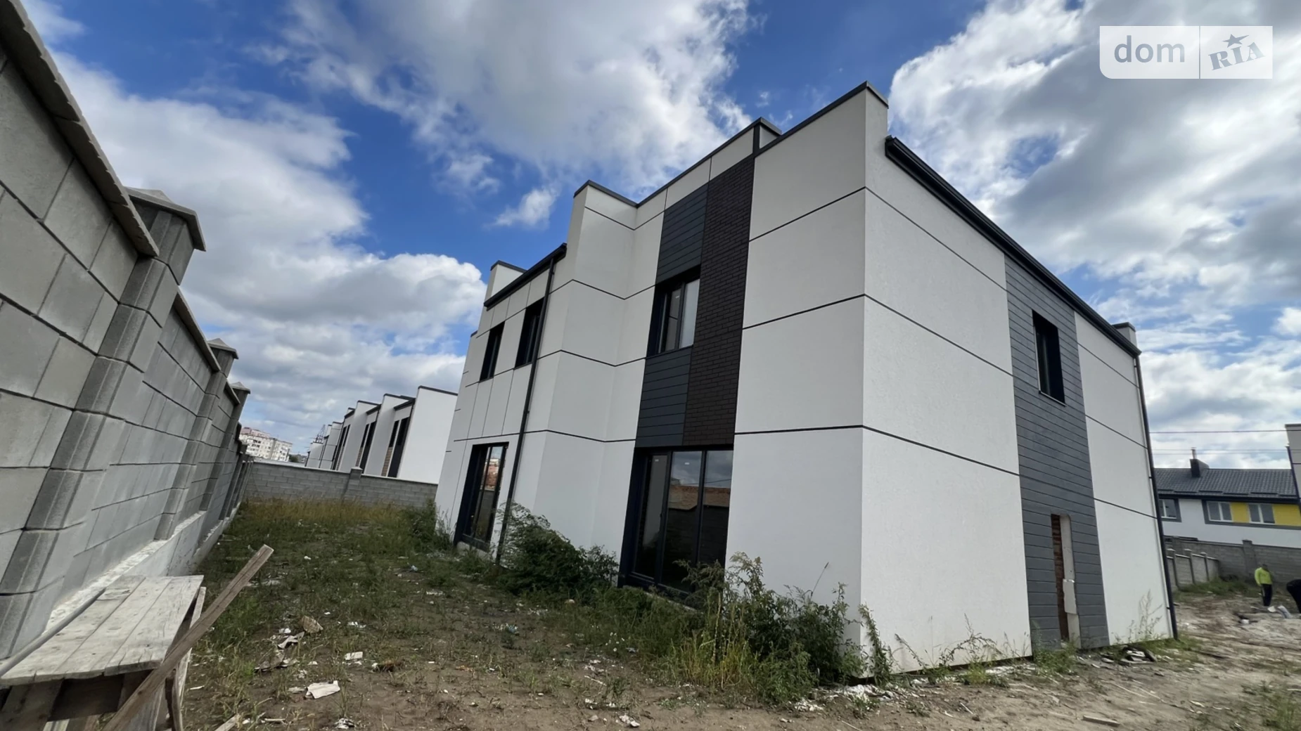 ул. Кулика и Гудачека(Макарова) Ювилейный Ровно, цена: 65000 $ - фото 2