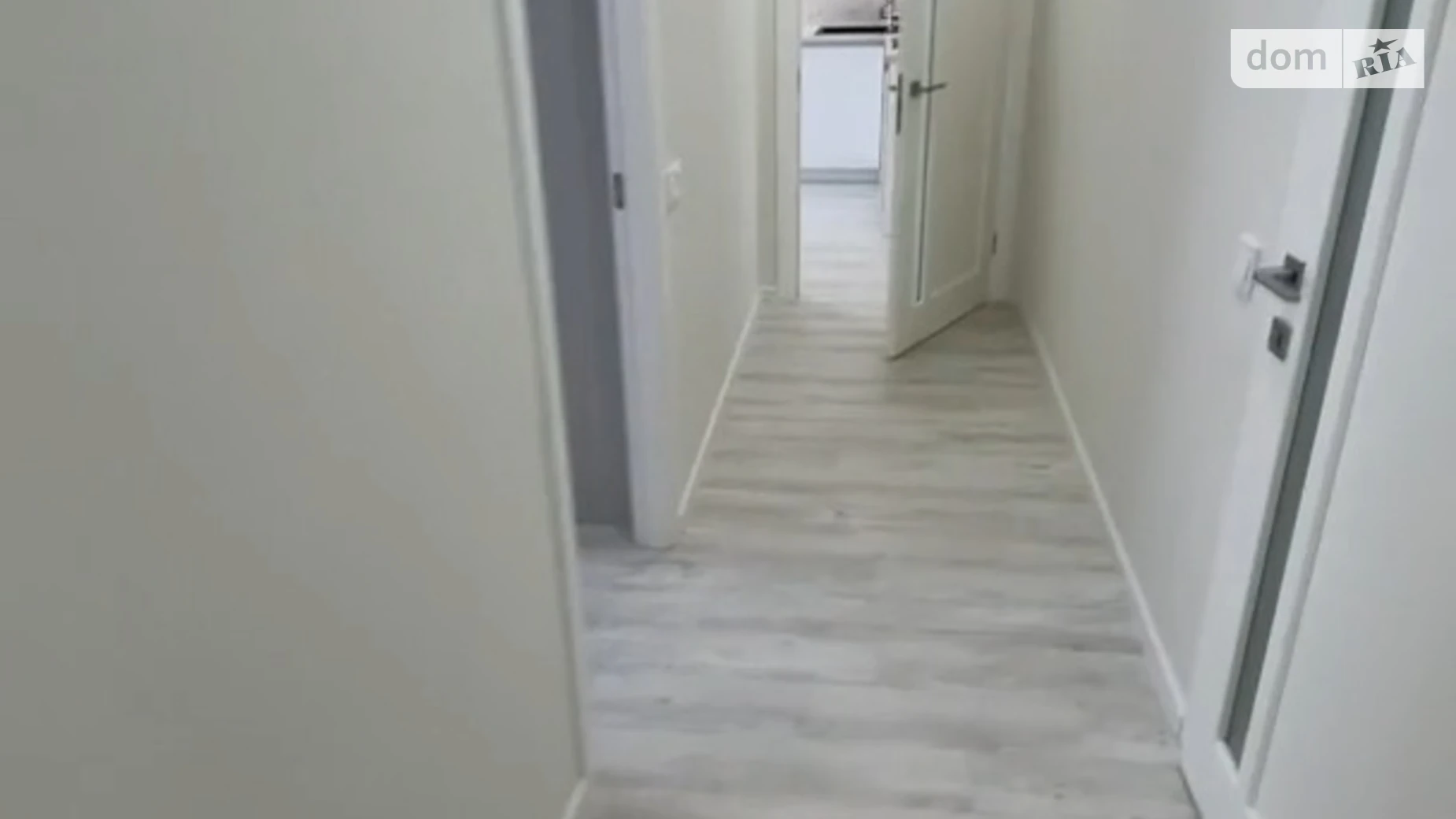 Продается 2-комнатная квартира 53 кв. м в Ирпене, ул. Соборная(ІІІ Интернационала), 122 - фото 3