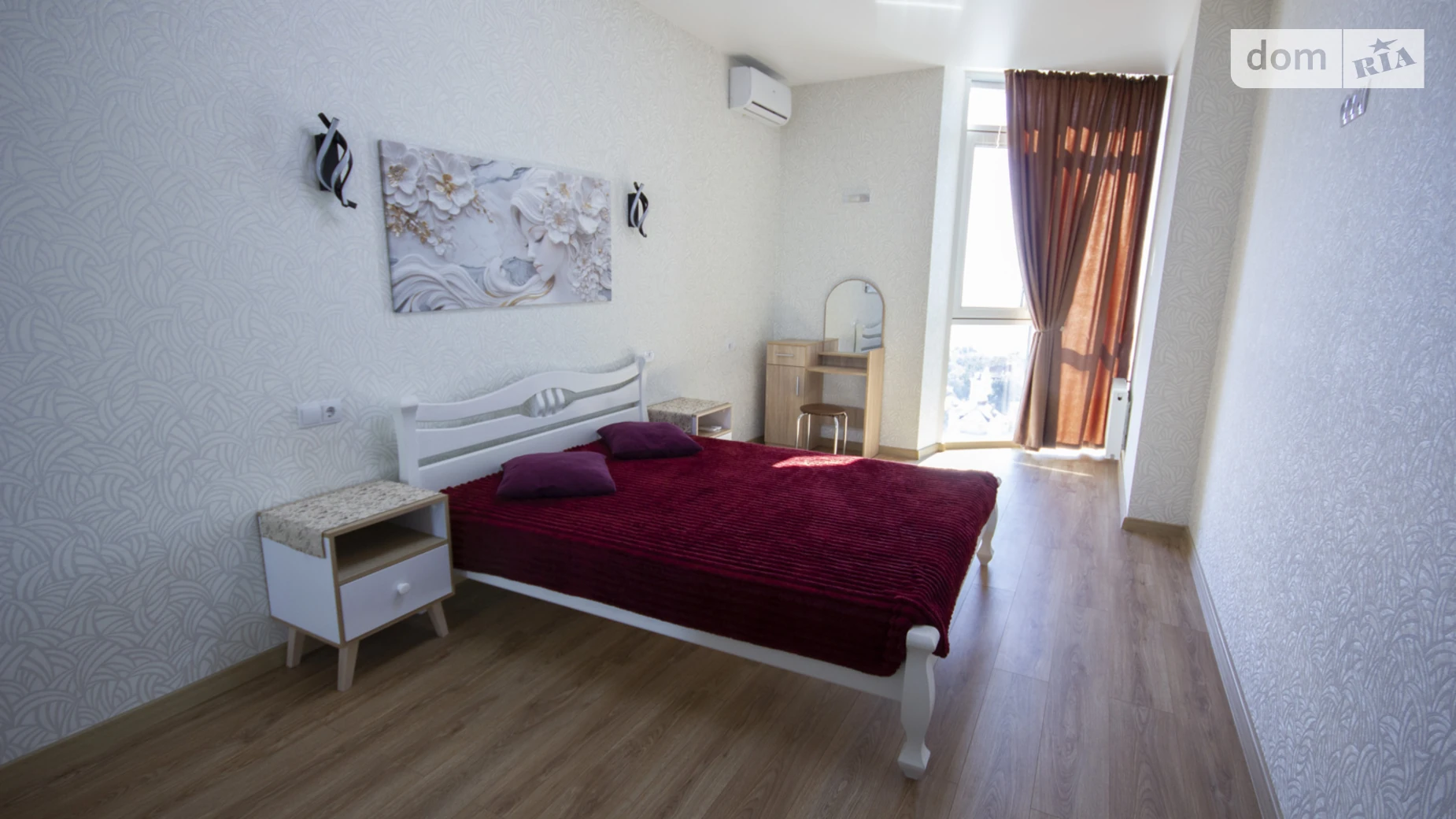 Сдается в аренду 2-комнатная квартира 80 кв. м в Одессе, Фонтанская дор., 118Б/1 - фото 2