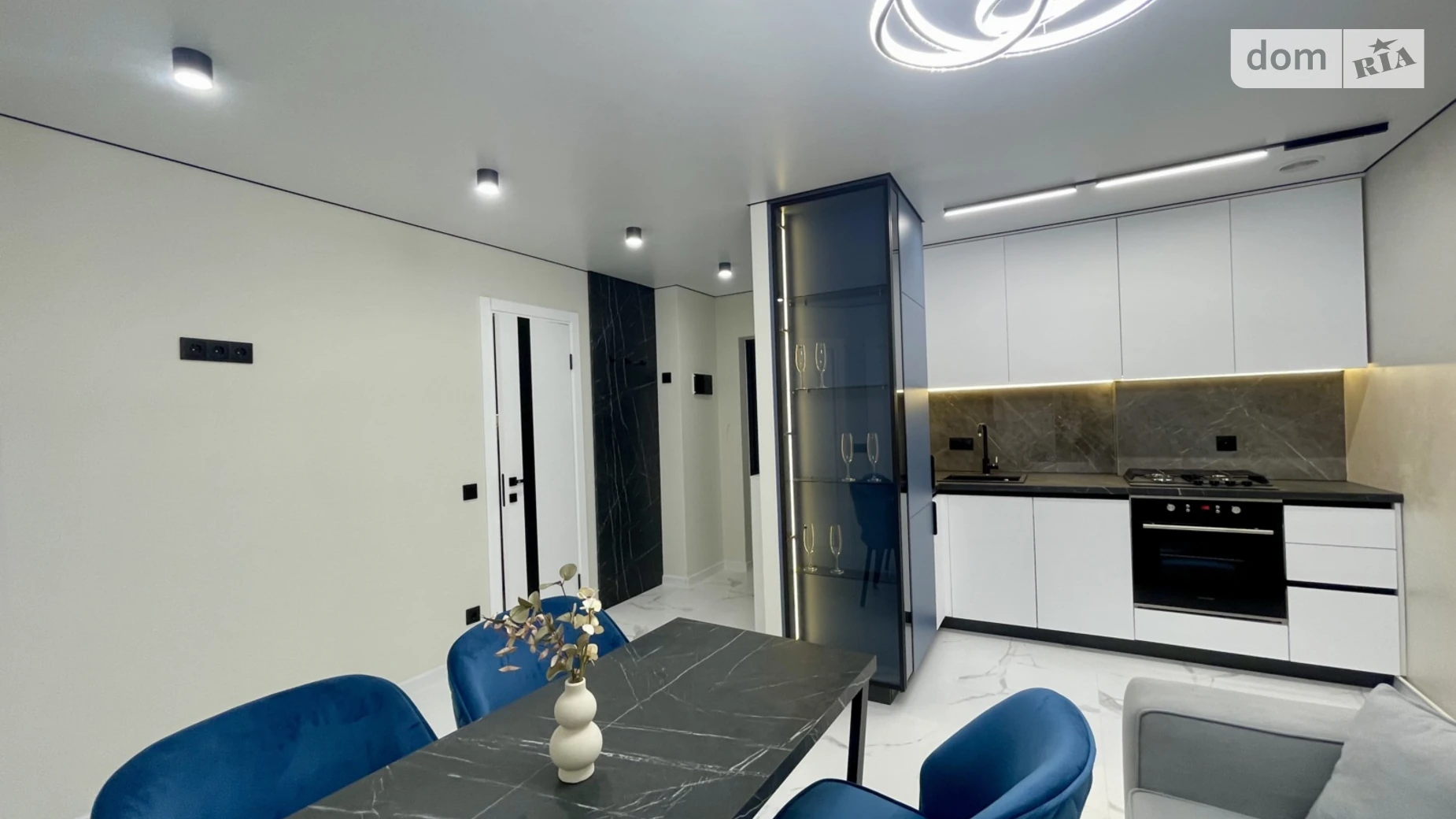 2-комнатная квартира 55 кв. м в Тернополе, ул. Смакулы - фото 5