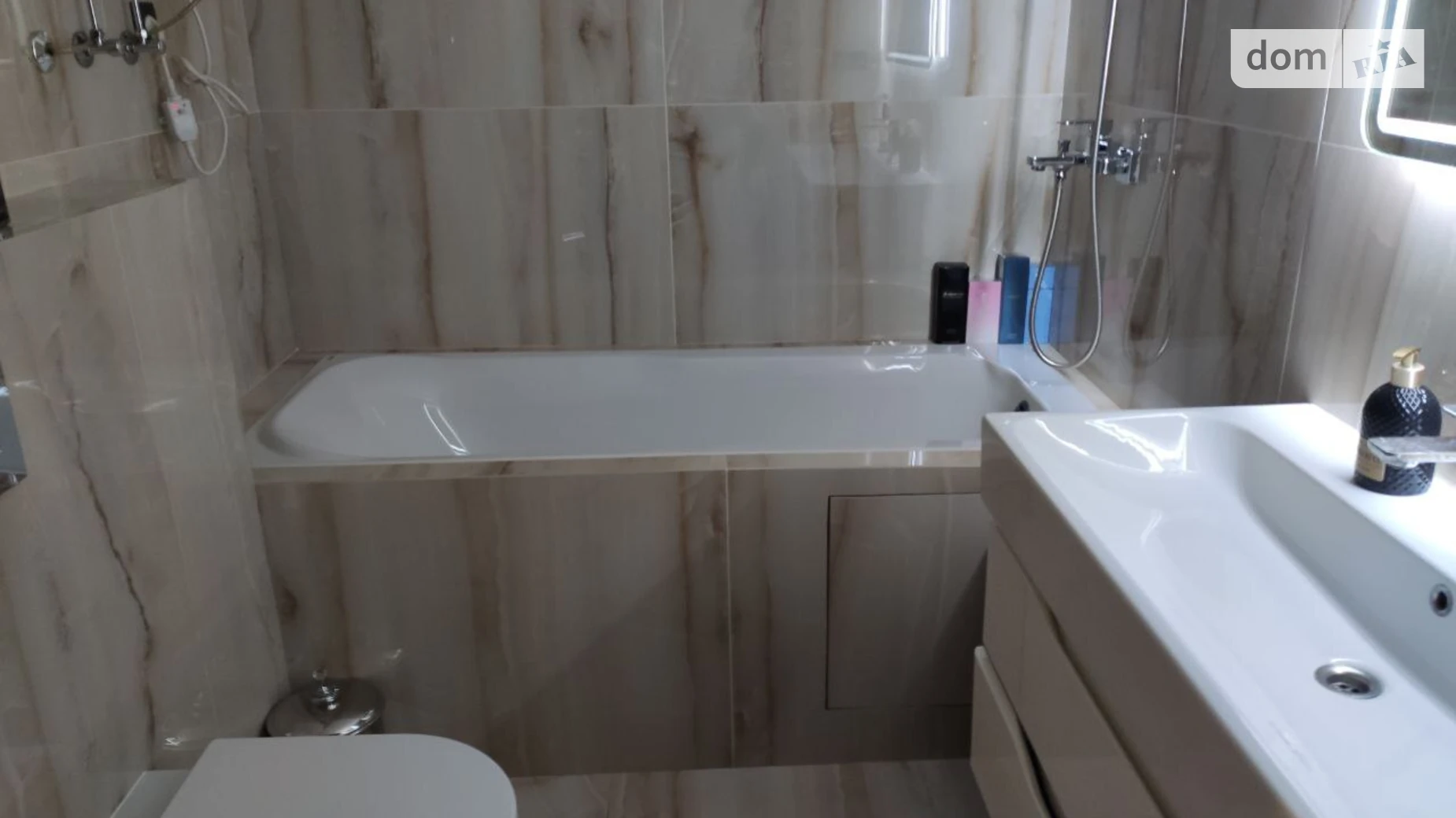 Продается 2-комнатная квартира 70 кв. м в Одессе, ул. Вице-адмирала Азарова - фото 3