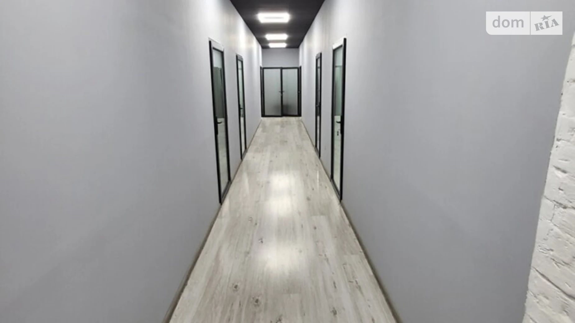 Сдается в аренду офис 250 кв. м в бизнес-центре, цена: 75000 грн - фото 3