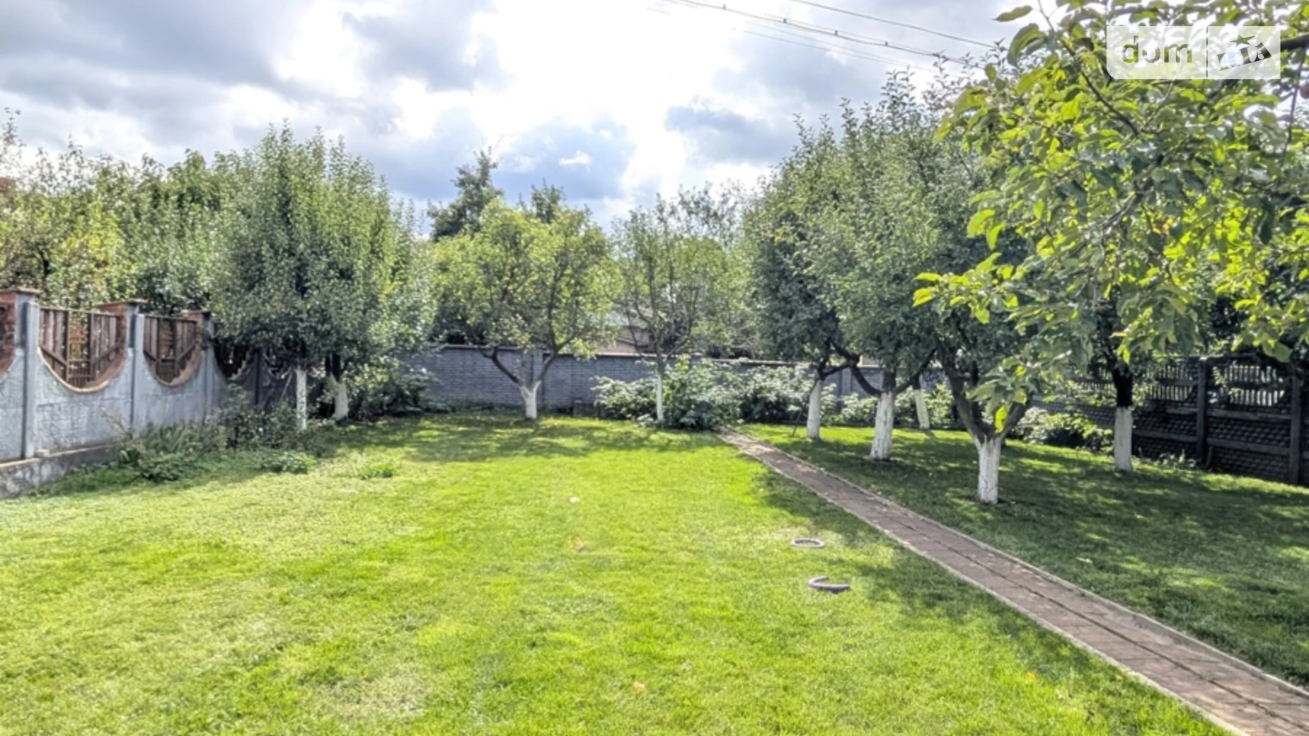 Продается дом на 2 этажа 150 кв. м с камином, цена: 265000 $ - фото 3