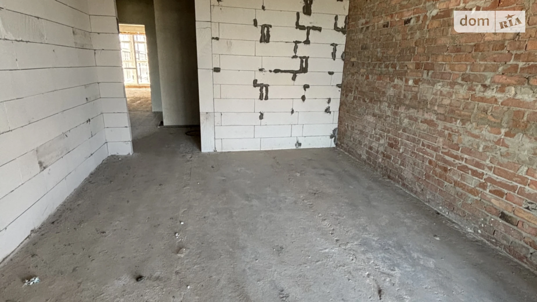 Продается 2-комнатная квартира 81 кв. м в Полтаве, ул. Великотырновская, 9А - фото 3