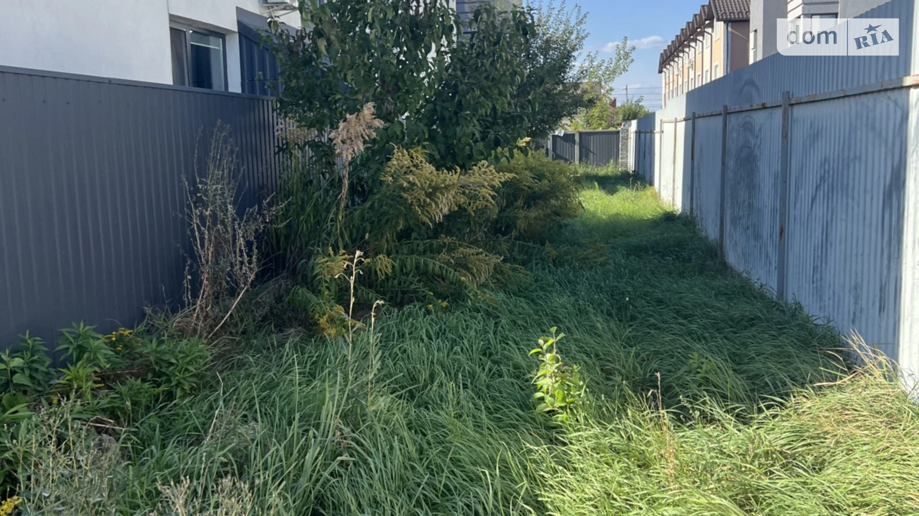 Продается дом на 2 этажа 143.9 кв. м с участком, цена: 130000 $ - фото 2