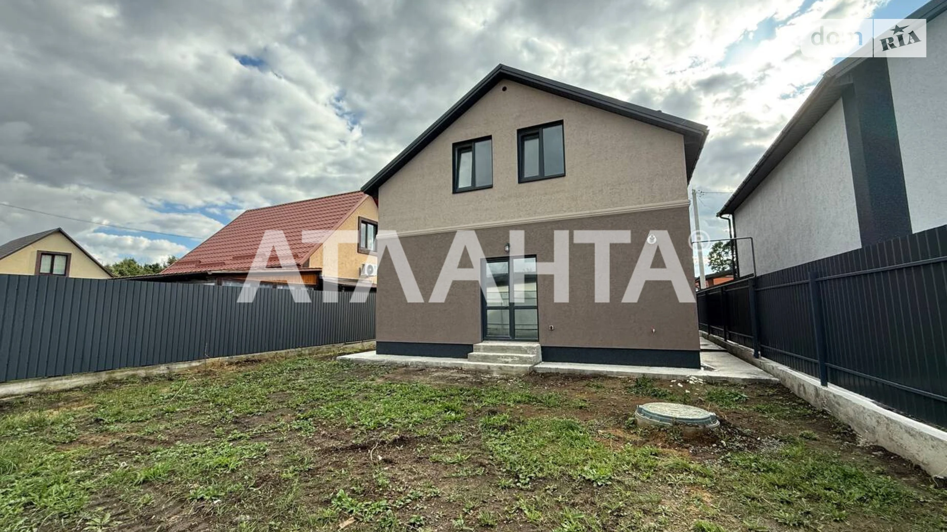 Продается дом на 2 этажа 110 кв. м с гаражом, цена: 83000 $ - фото 4