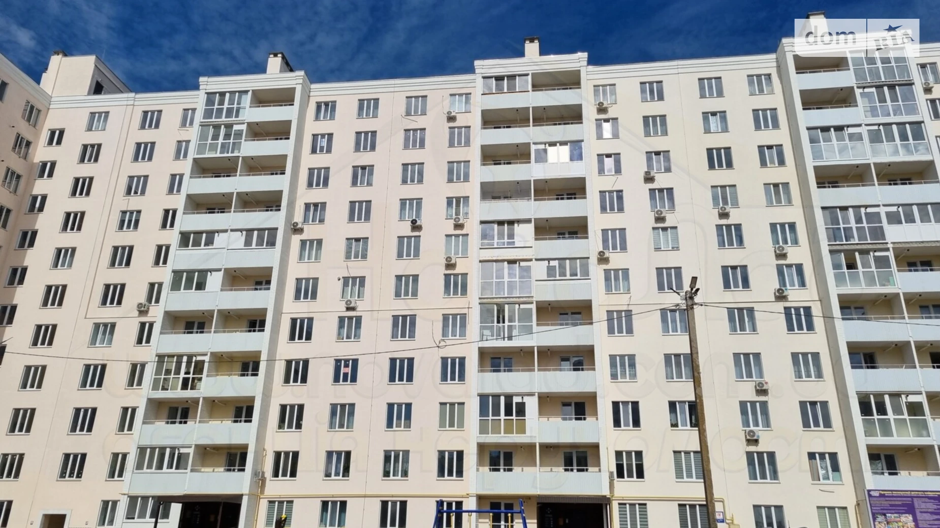 Продается 1-комнатная квартира 40 кв. м в Чернигове, ул. Независимости - фото 2