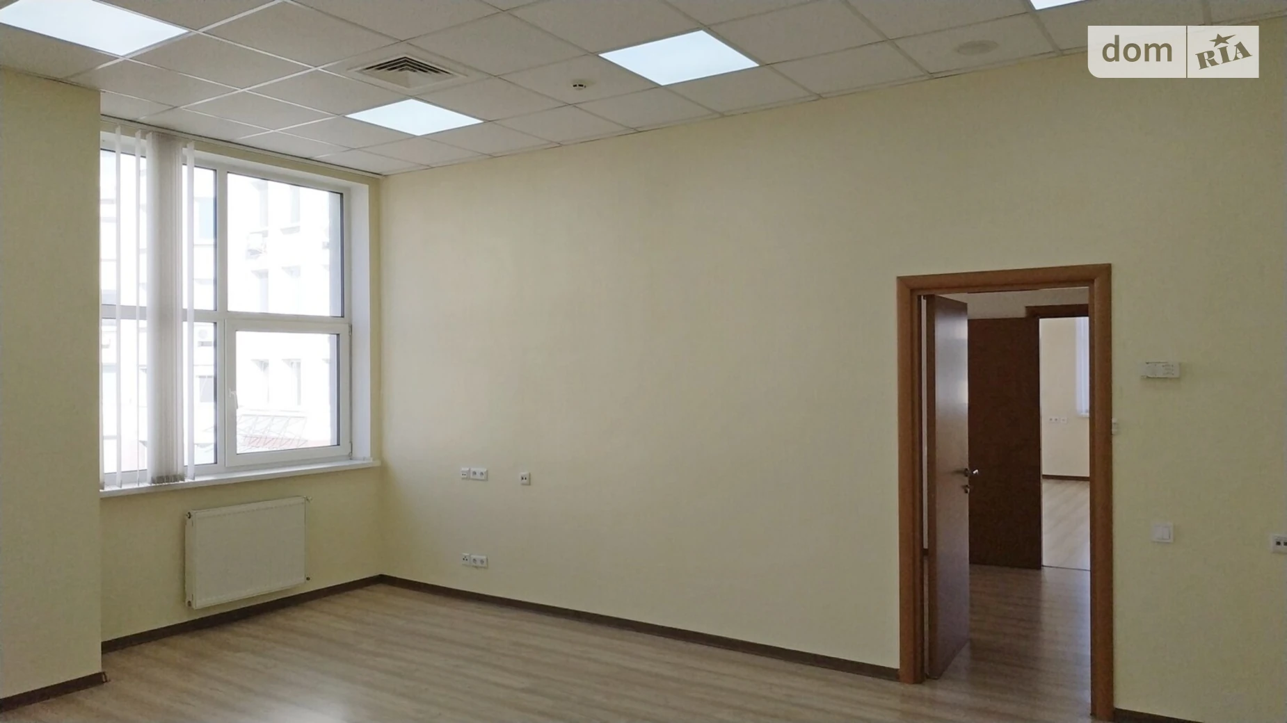Сдается в аренду офис 126 кв. м в бизнес-центре, цена: 32910 грн - фото 3