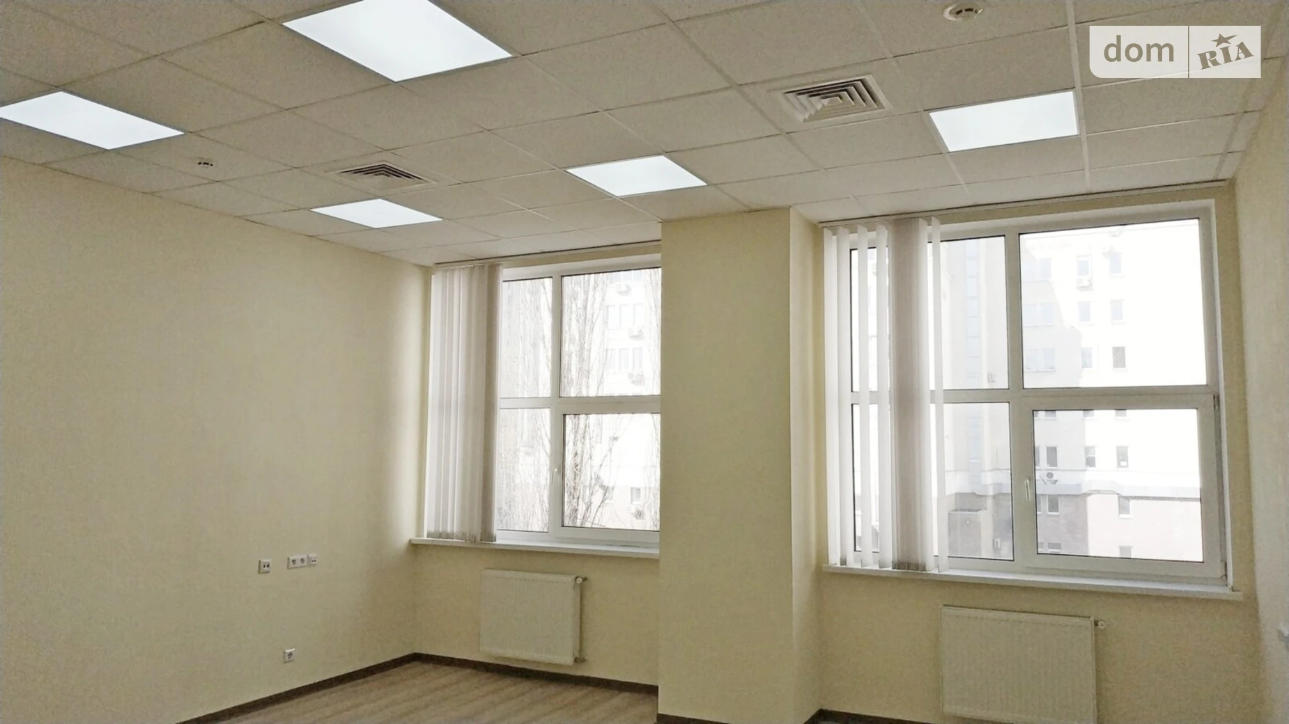 Сдается в аренду офис 126 кв. м в бизнес-центре, цена: 32940 грн - фото 2