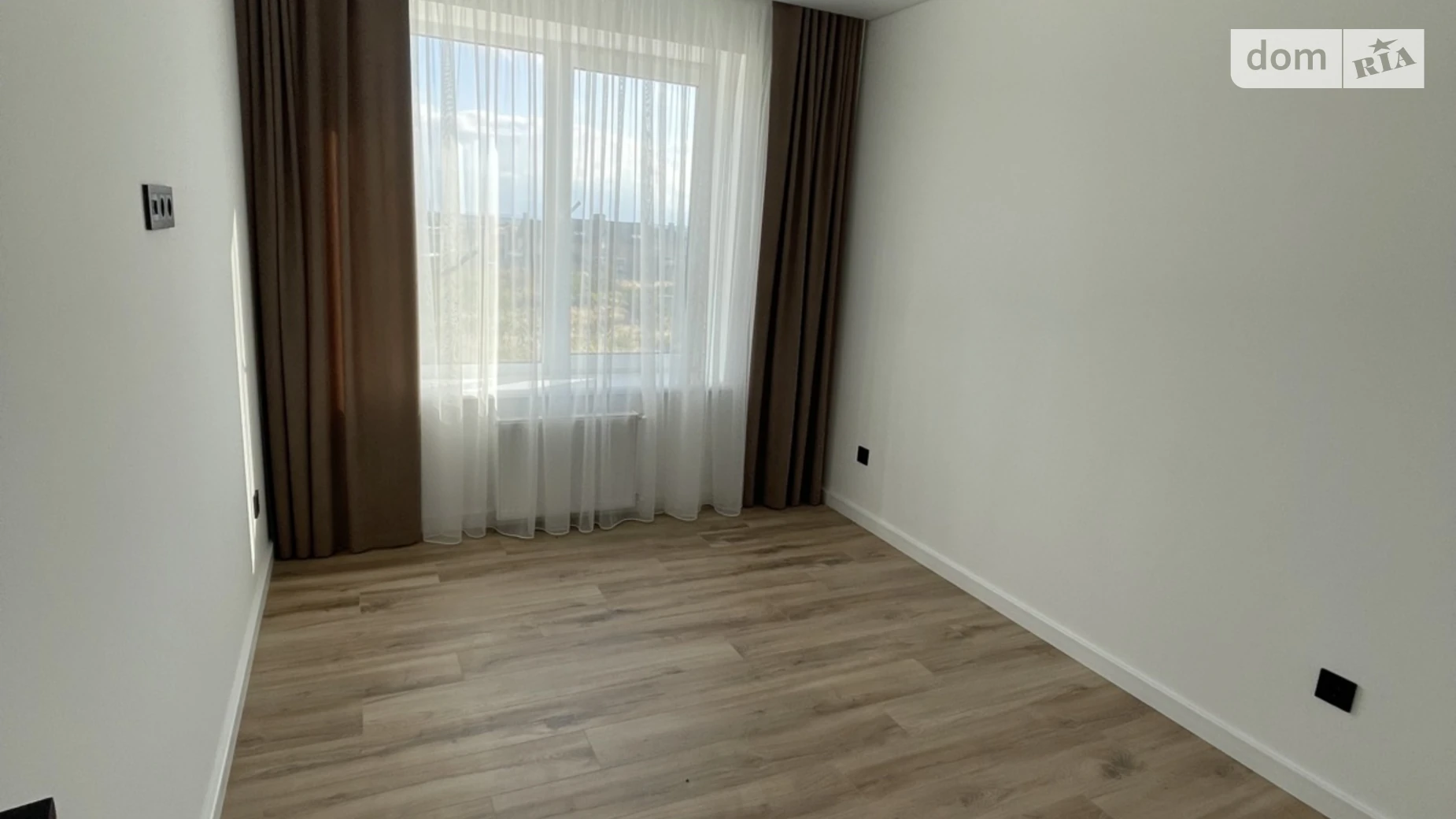 Продается 2-комнатная квартира 53 кв. м в Ровно, ул. Николая Боголюбова - фото 3