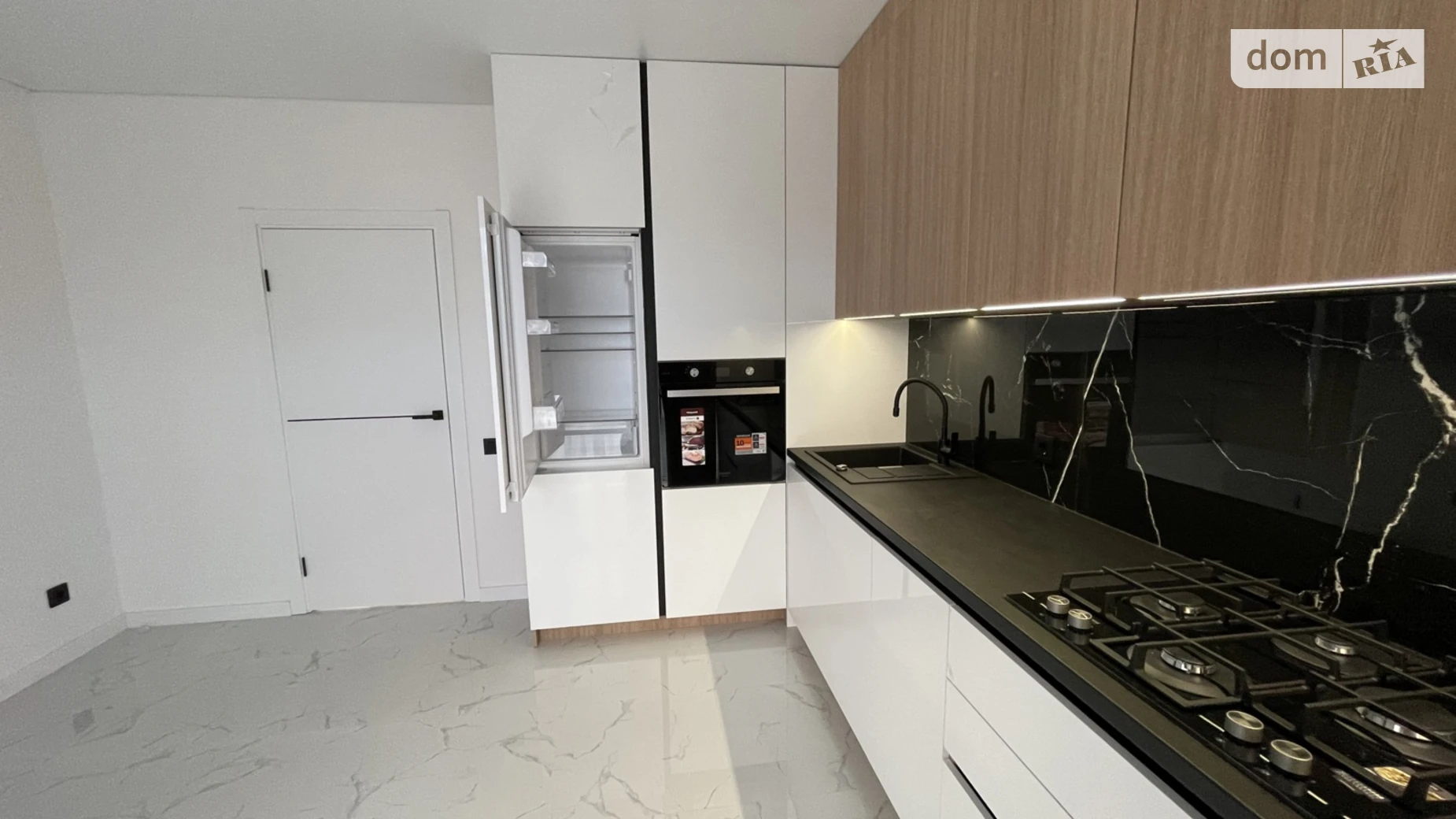 Продается 2-комнатная квартира 53 кв. м в Ровно, ул. Николая Боголюбова - фото 4
