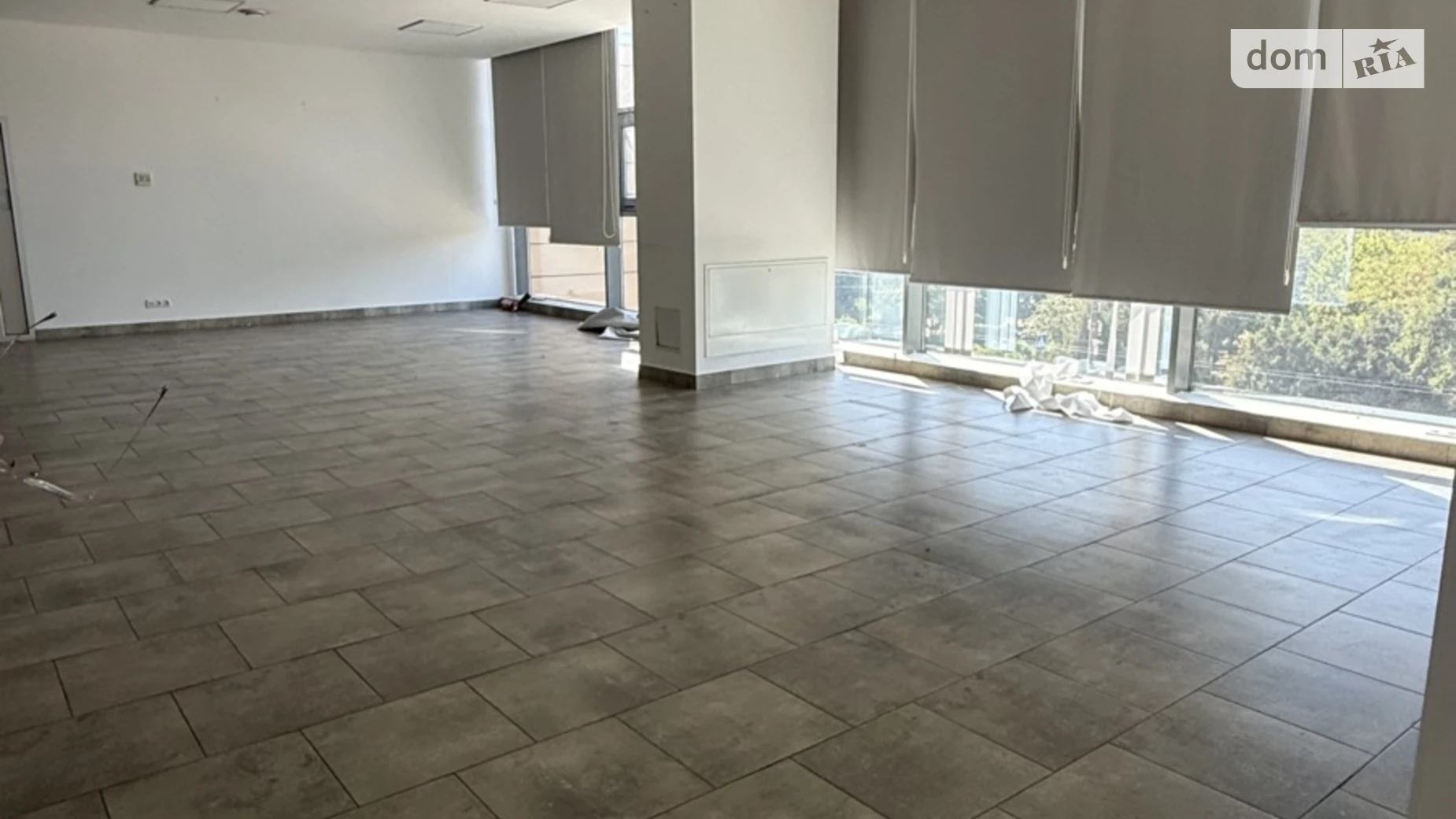 Сдается в аренду офис 1133.1 кв. м в бизнес-центре, цена: 11331 $ - фото 2