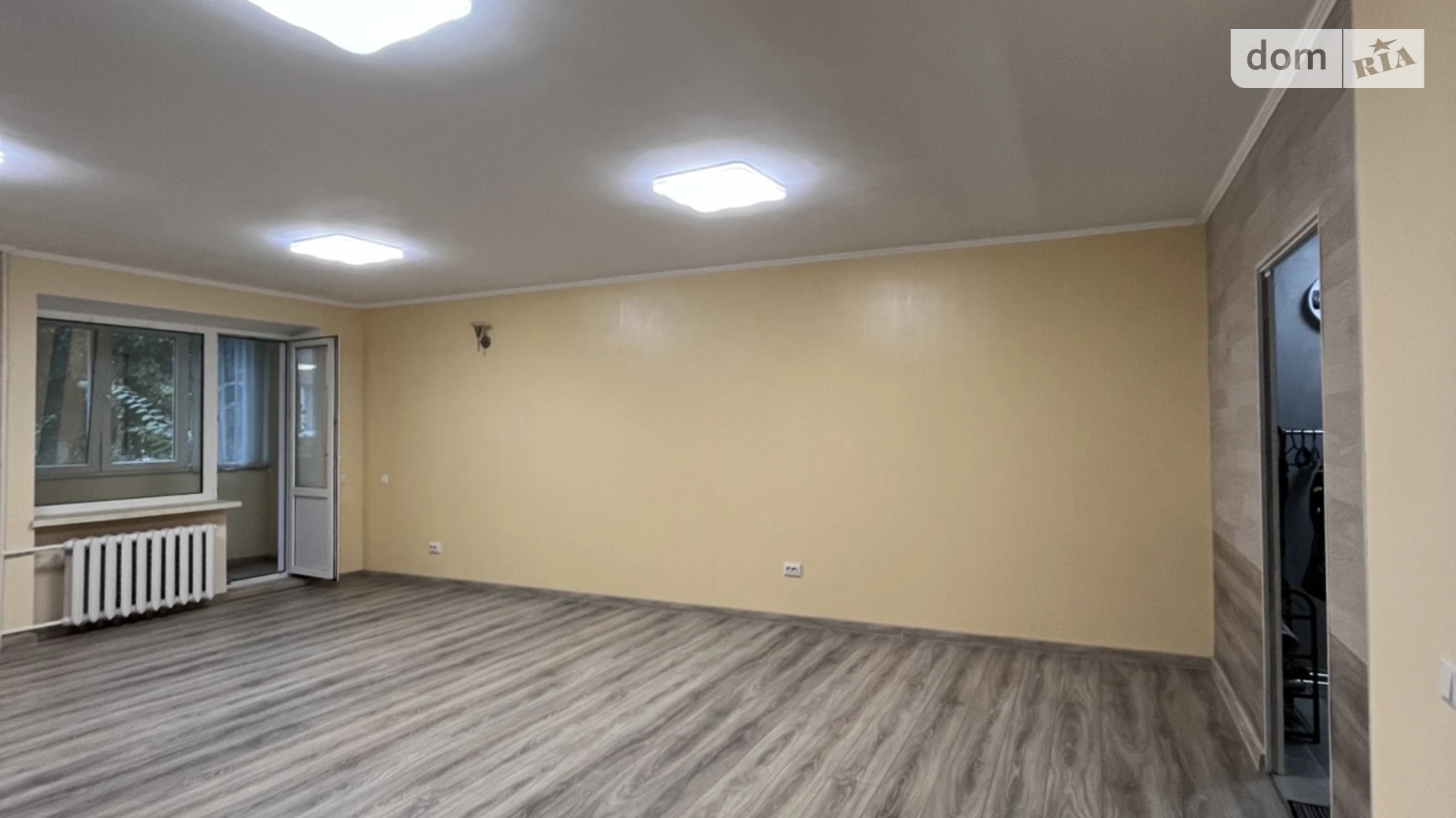 Продается 1-комнатная квартира 54.4 кв. м в Ивано-Франковске, ул. Пулюя И. - фото 2