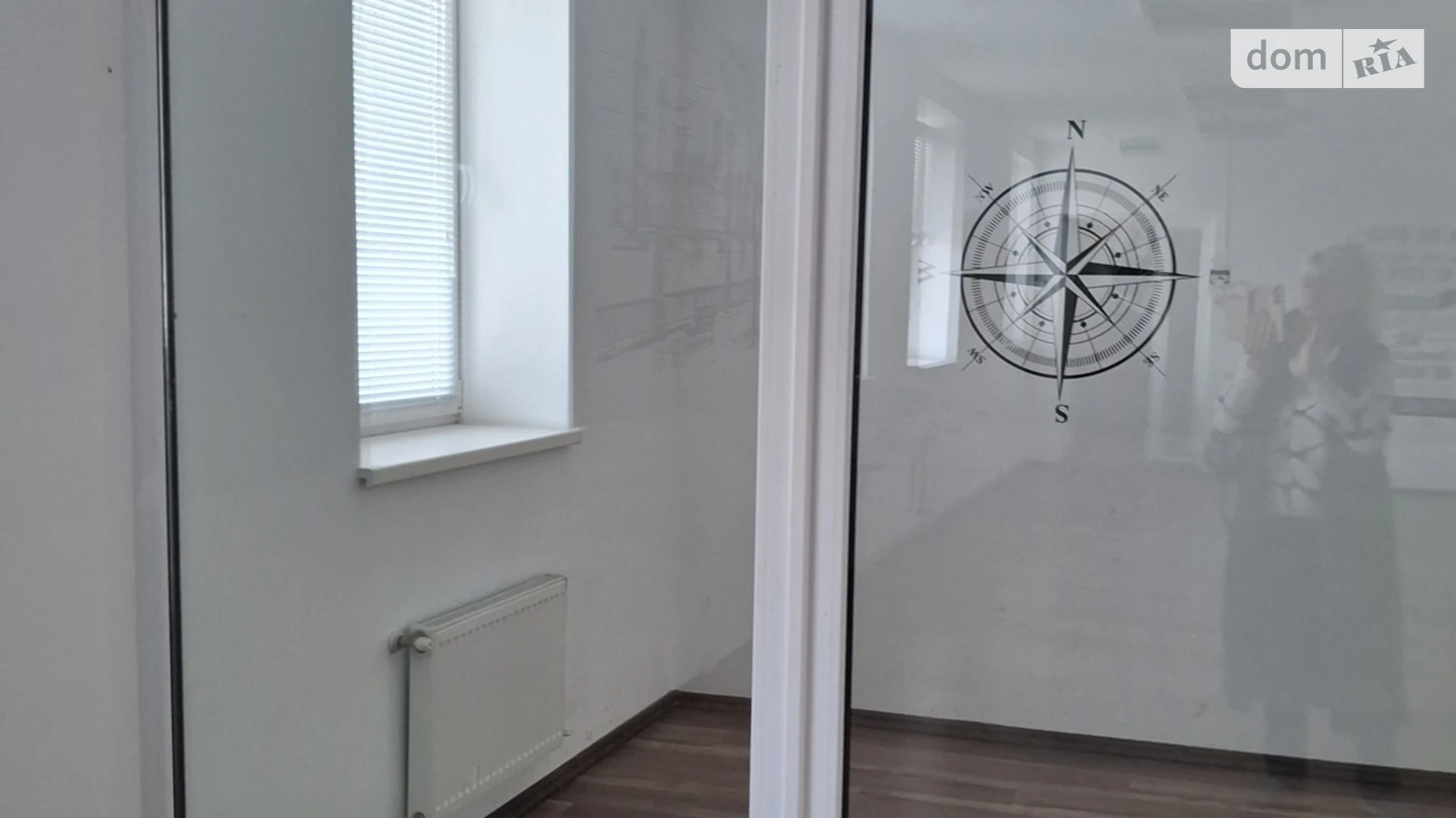 Сдается в аренду офис 115 кв. м в бизнес-центре, цена: 36999 грн - фото 4