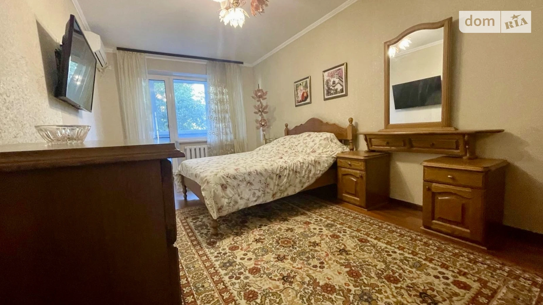 Продается 3-комнатная квартира 68 кв. м в Днепре, ул. Набережная Победы - фото 2