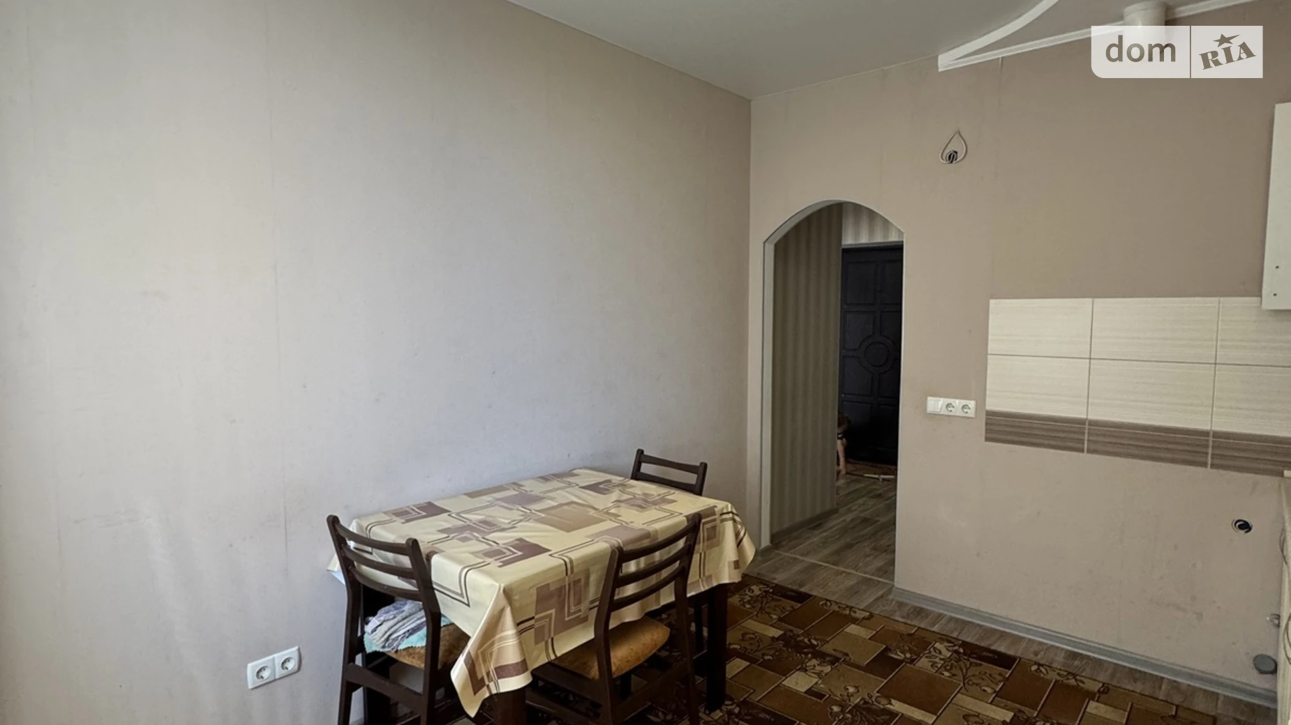 Продається 1-кімнатна квартира 36.7 кв. м у Чорноморську, вул. Захисників України(1 Травня) - фото 4