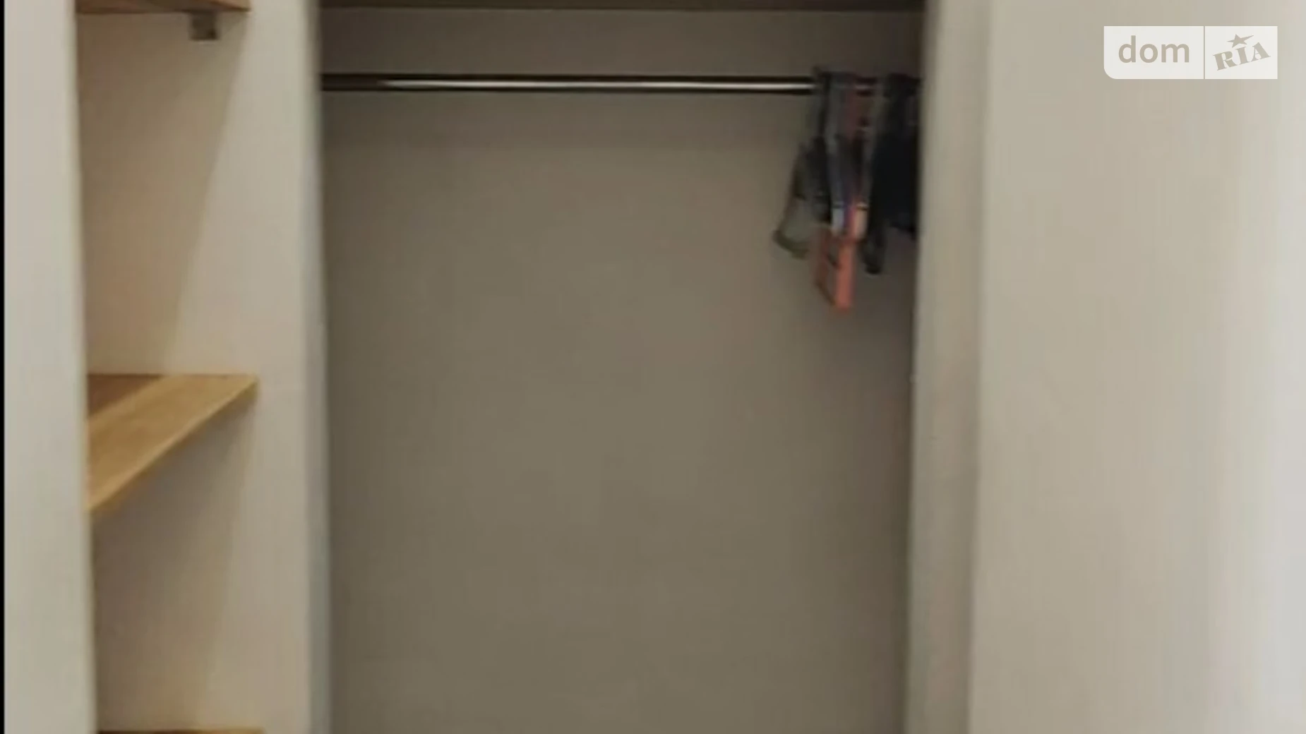 Продается 1-комнатная квартира 51 кв. м в Одессе, ул. Базарная, 5/1 - фото 2