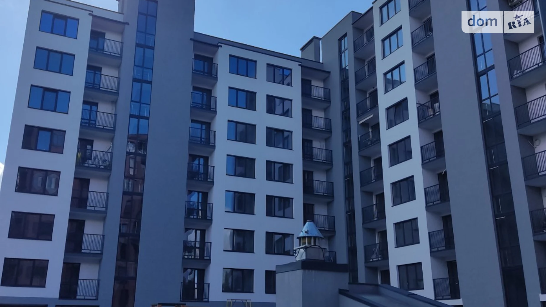 Продается 1-комнатная квартира 42 кв. м в Львове, ул. Леонида Перфецкого, 8 - фото 2