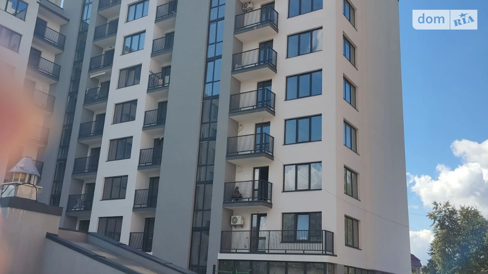 Продается 1-комнатная квартира 42 кв. м в Львове, ул. Леонида Перфецкого, 8 - фото 3