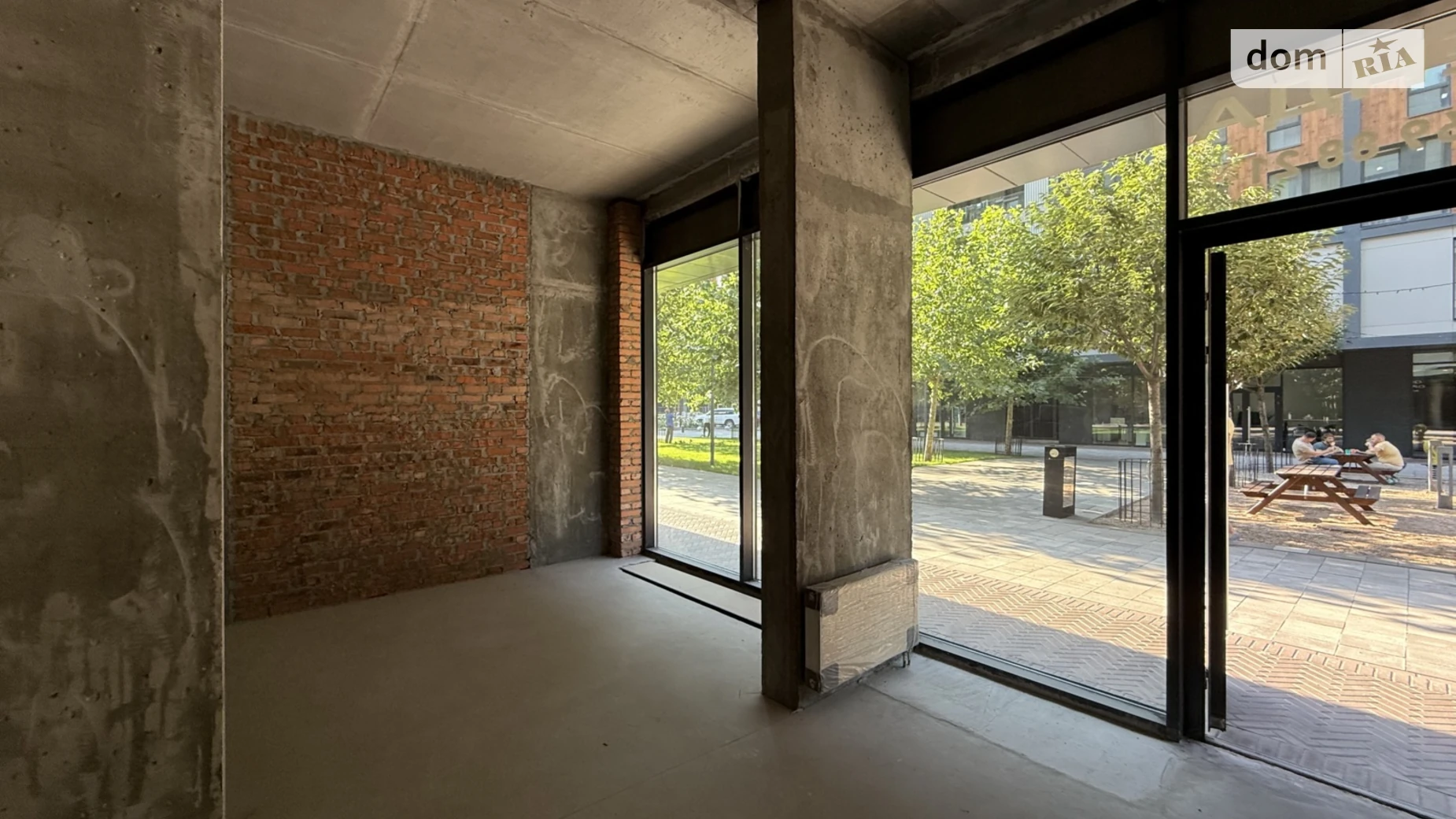 Здається в оренду приміщення вільного призначення 108 кв. м в 10-поверховій будівлі, цена: 2000 $ - фото 2