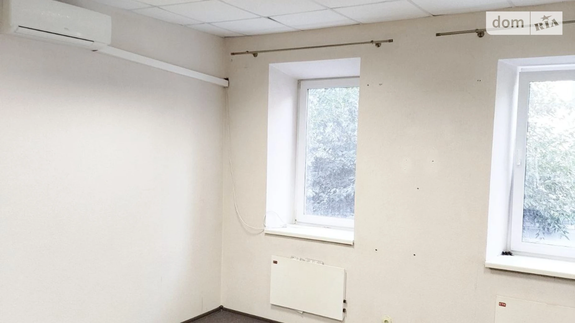 Сдается в аренду помещения свободного назначения 27.25 кв. м в 4-этажном здании, цена: 15625 грн - фото 2