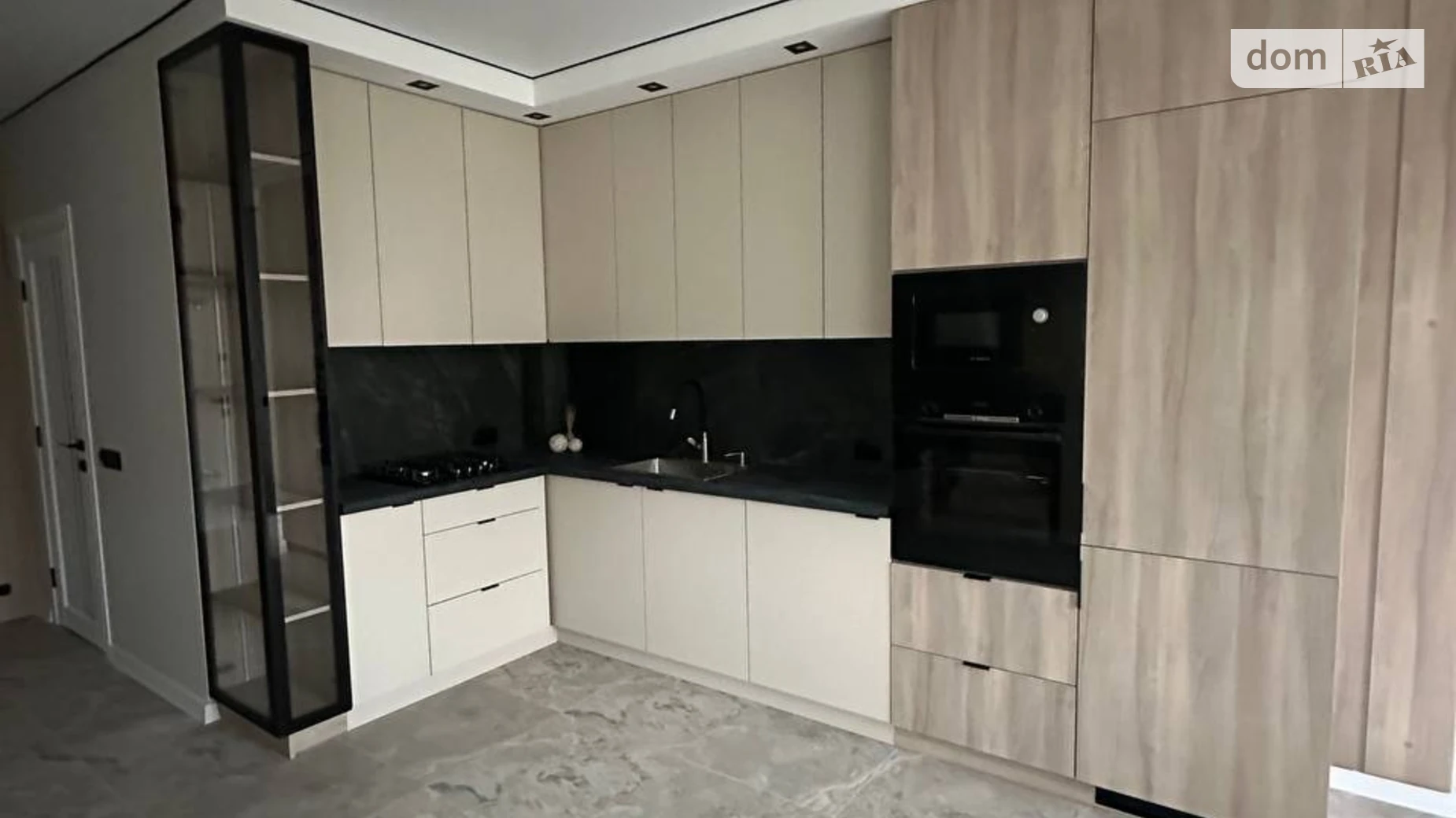 Продается дом на 2 этажа 107 кв. м с гаражом, цена: 135000 $ - фото 3