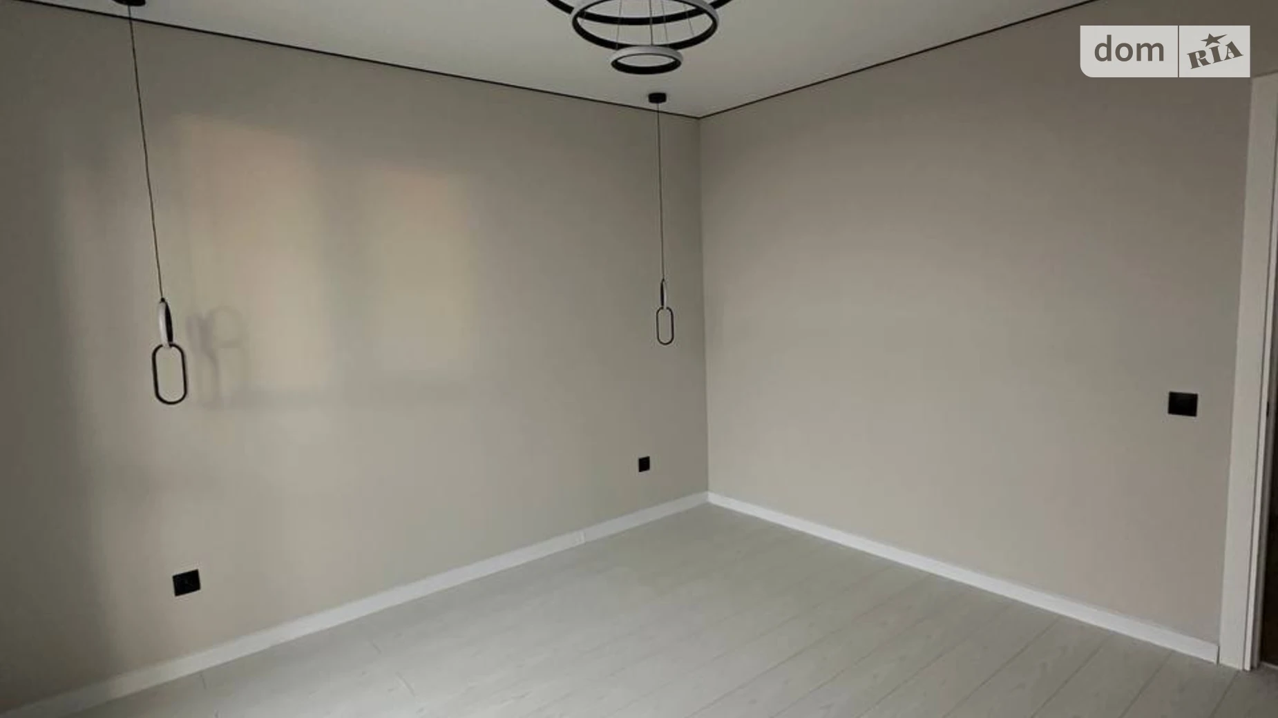 Продается дом на 2 этажа 107 кв. м с гаражом, цена: 135000 $ - фото 5