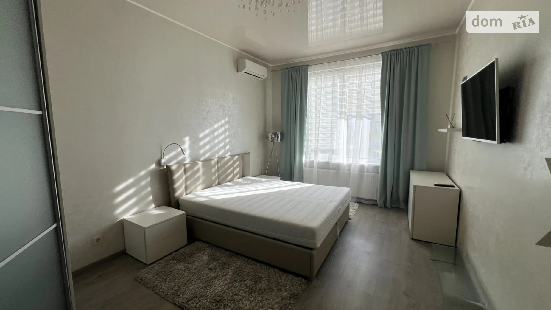 Продается 1-комнатная квартира 58 кв. м в Одессе, пер. Аркадиевский, 9/1 - фото 2