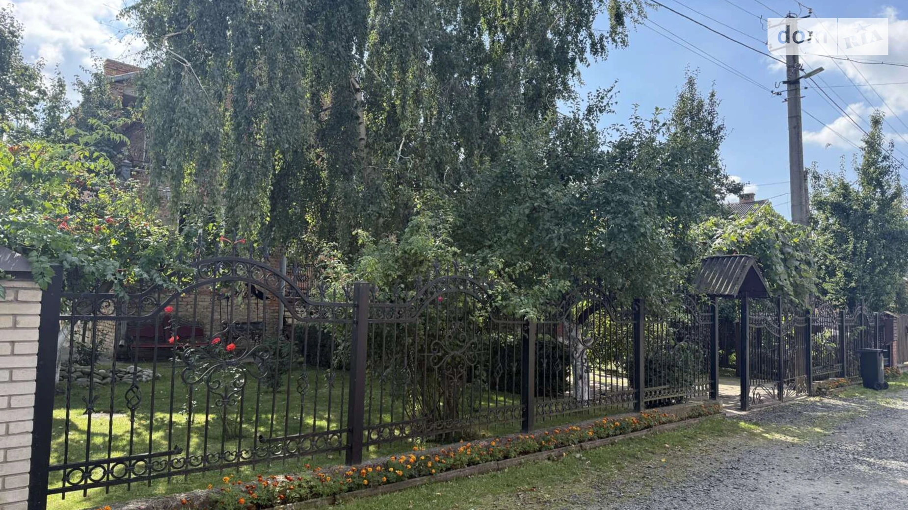 Продается дом на 3 этажа 280 кв. м с гаражом, цена: 185000 $ - фото 2