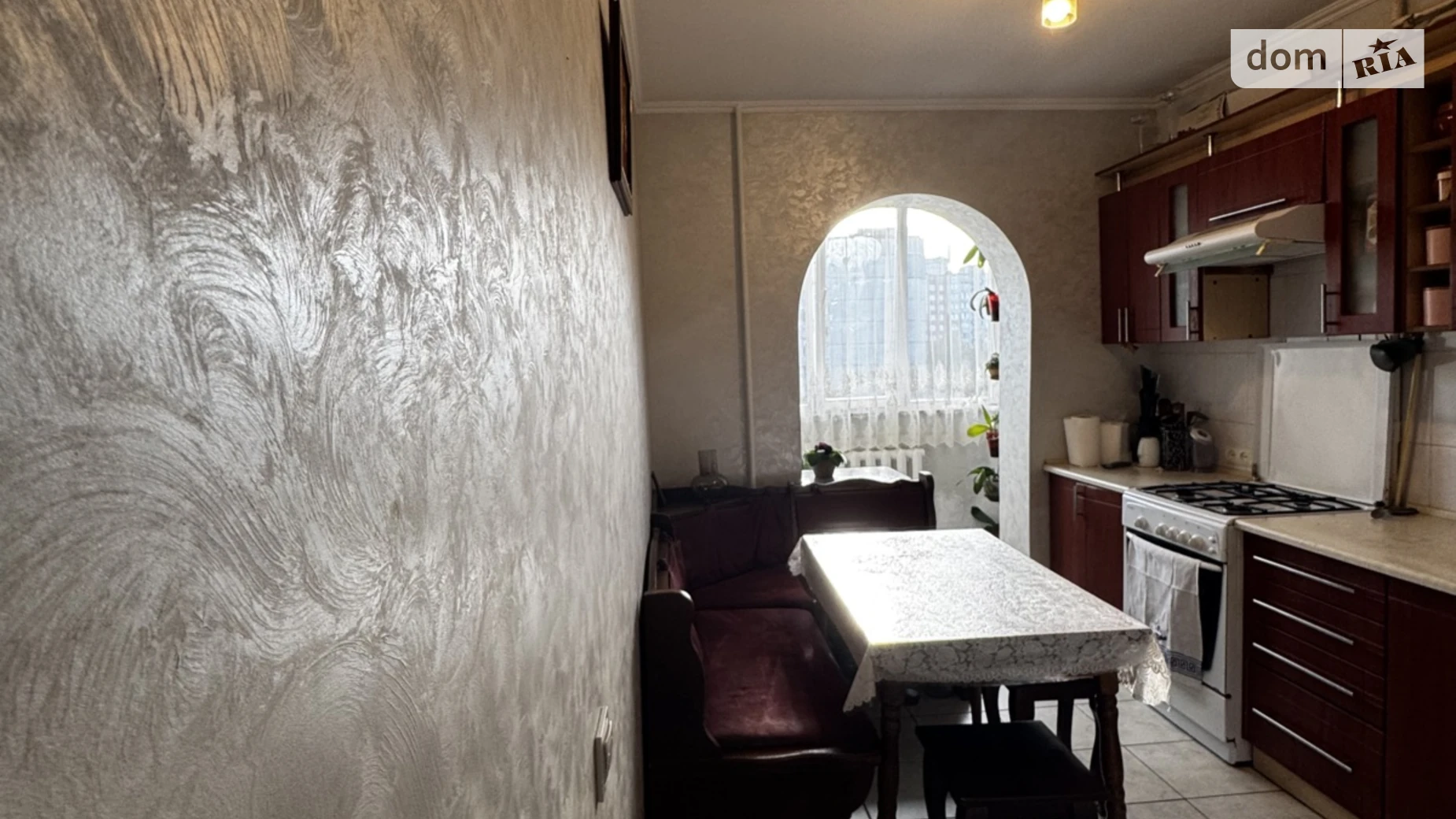 Продается 4-комнатная квартира 89.2 кв. м в Ровно, ул. Шухевича Романа, 18 - фото 3