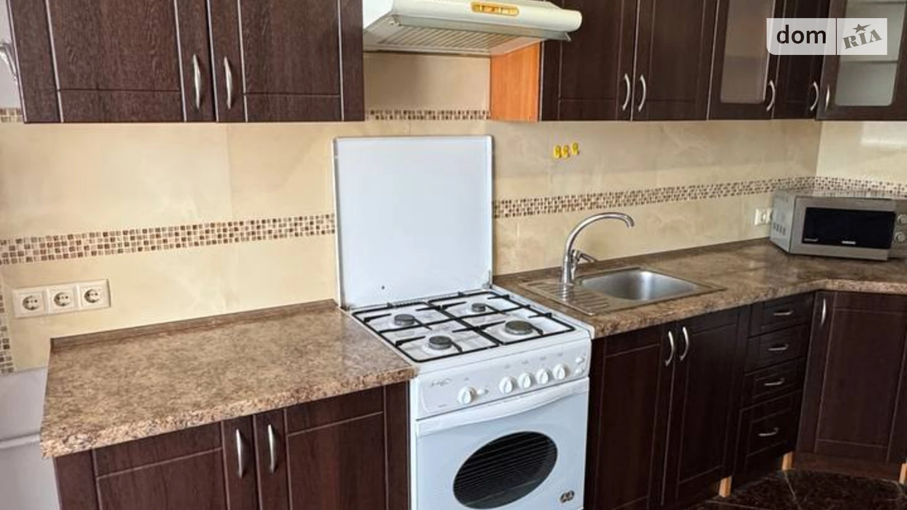 Сдается в аренду 1-комнатная квартира 55 кв. м в, цена: 350 $ - фото 5