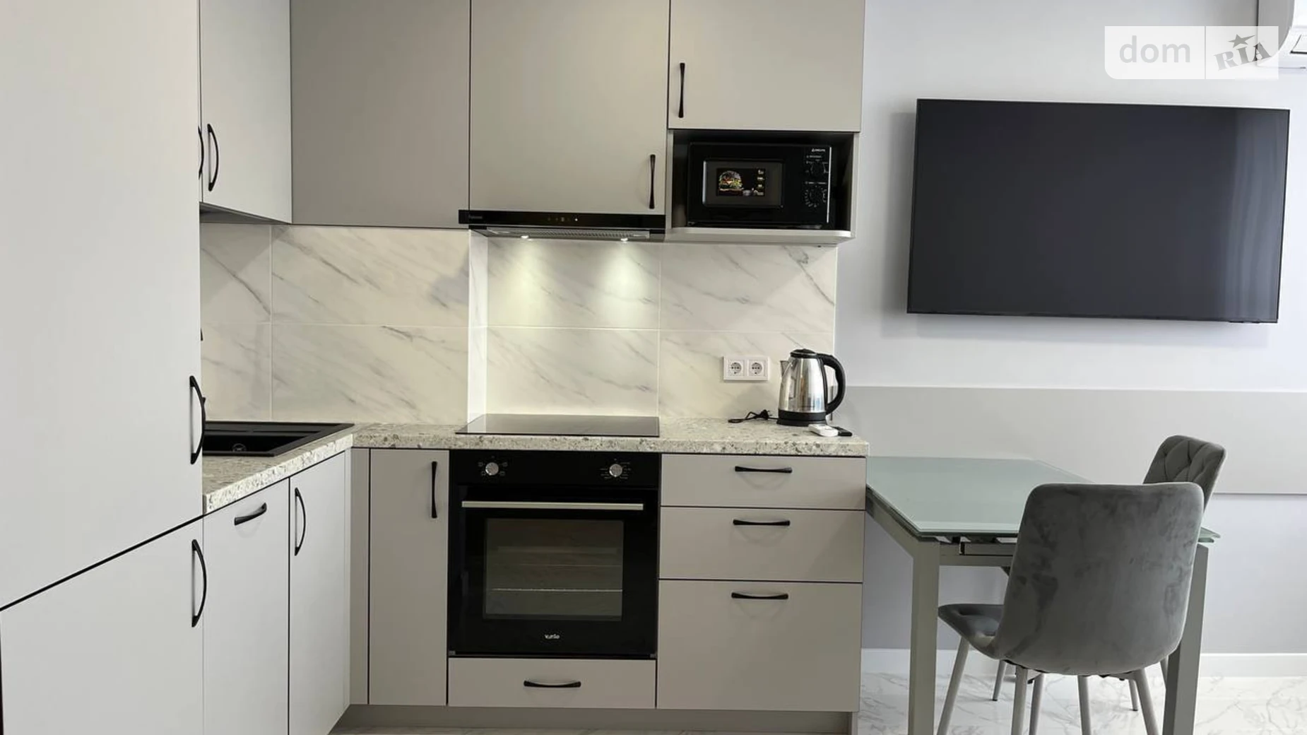 Продается 1-комнатная квартира 40 кв. м в Новоселках, ул. Пригородная, 22Б - фото 3