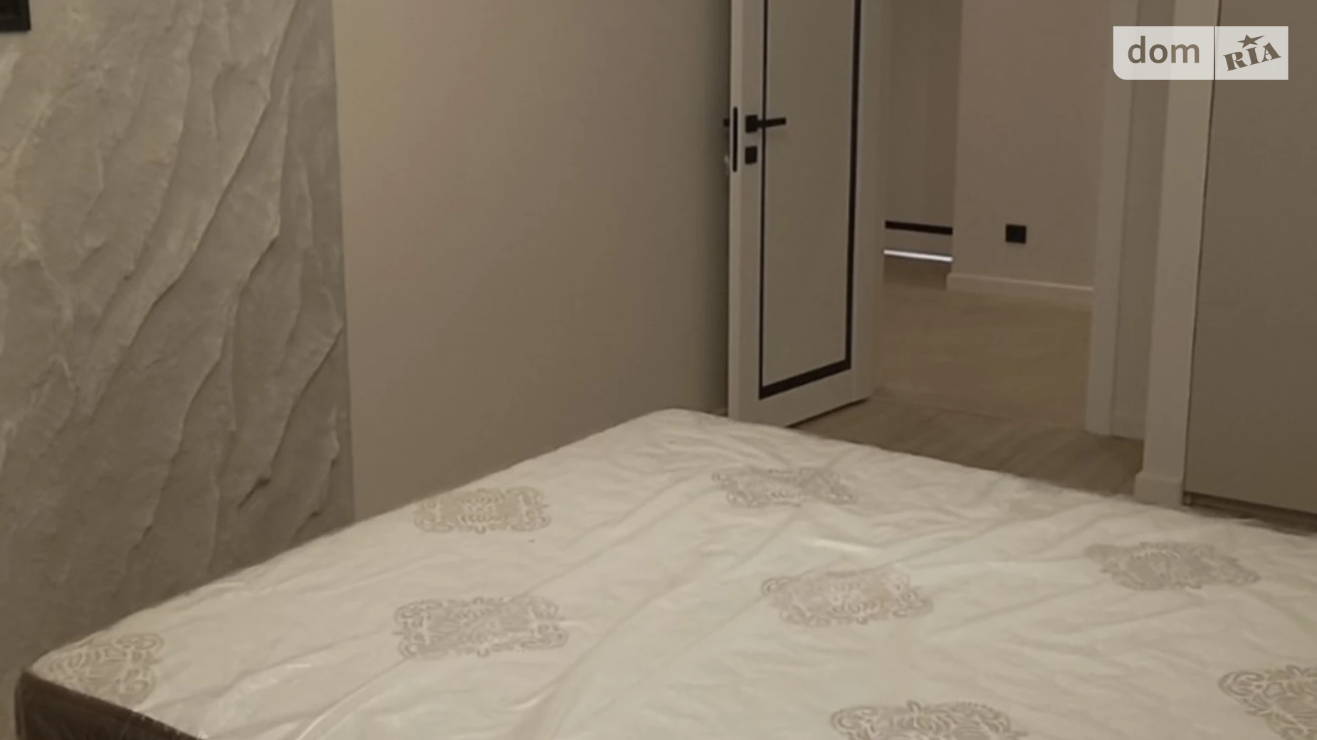 Продається 2-кімнатна квартира 64 кв. м у Ужгороді - фото 3