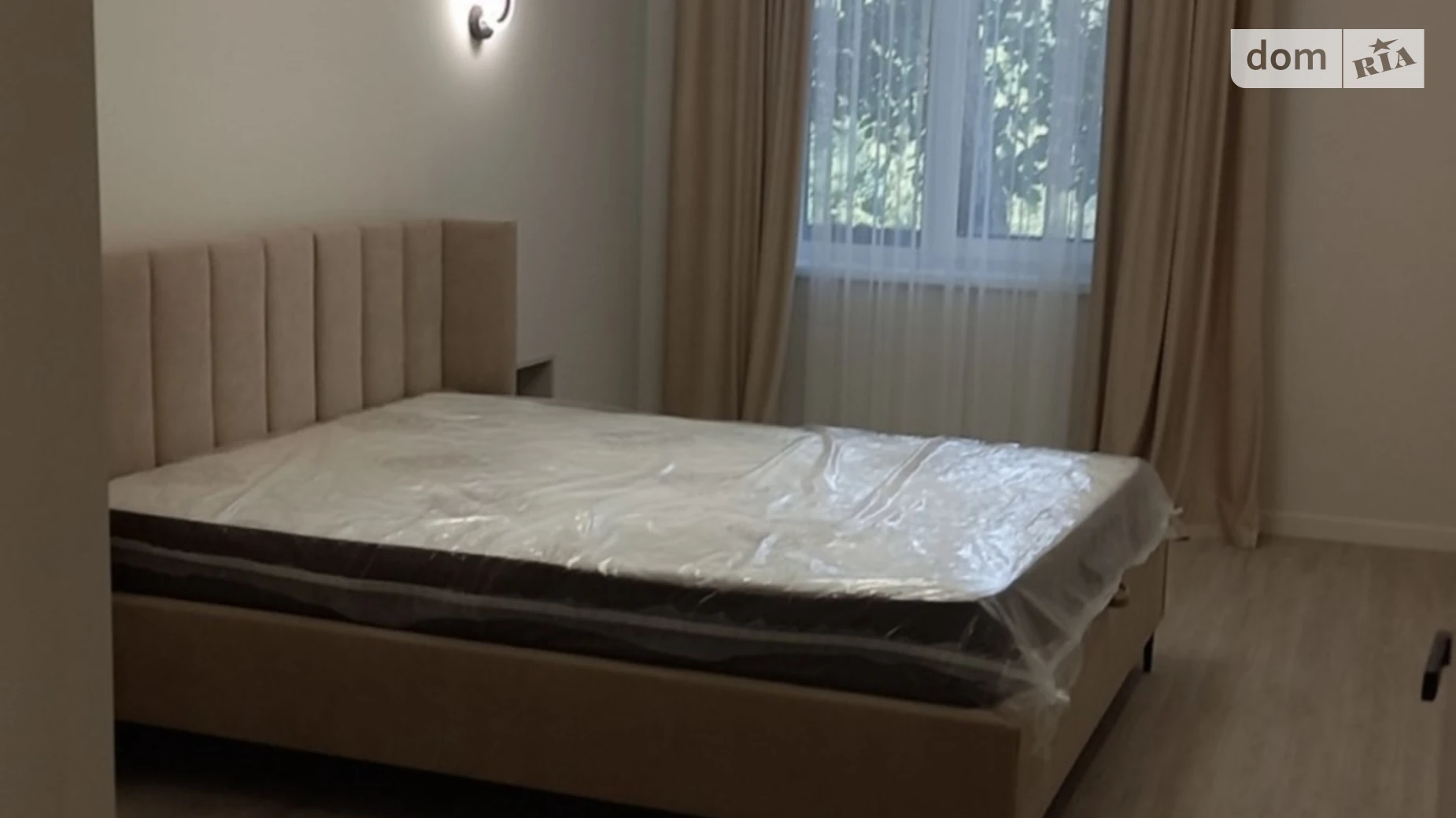 Продається 2-кімнатна квартира 64 кв. м у Ужгороді - фото 2