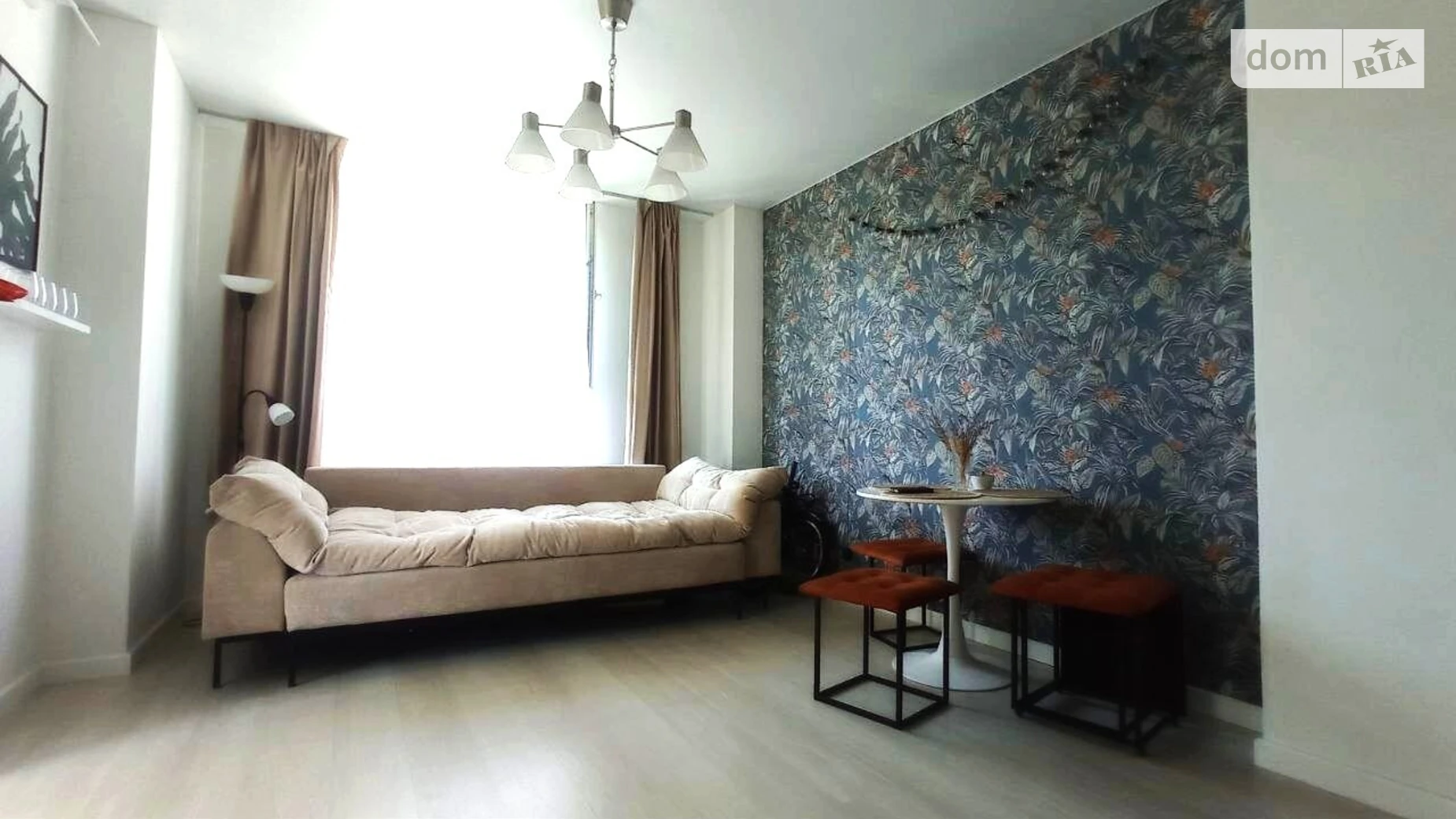 Продается 2-комнатная квартира 63.3 кв. м в Ирпене, ул. Университетская(Карла Маркса), 3/1 - фото 2