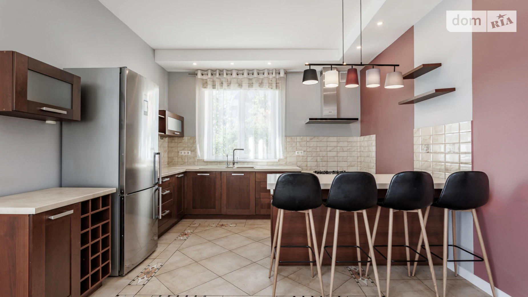 Продается дом на 2 этажа 233 кв. м с беседкой, цена: 395000 $ - фото 3