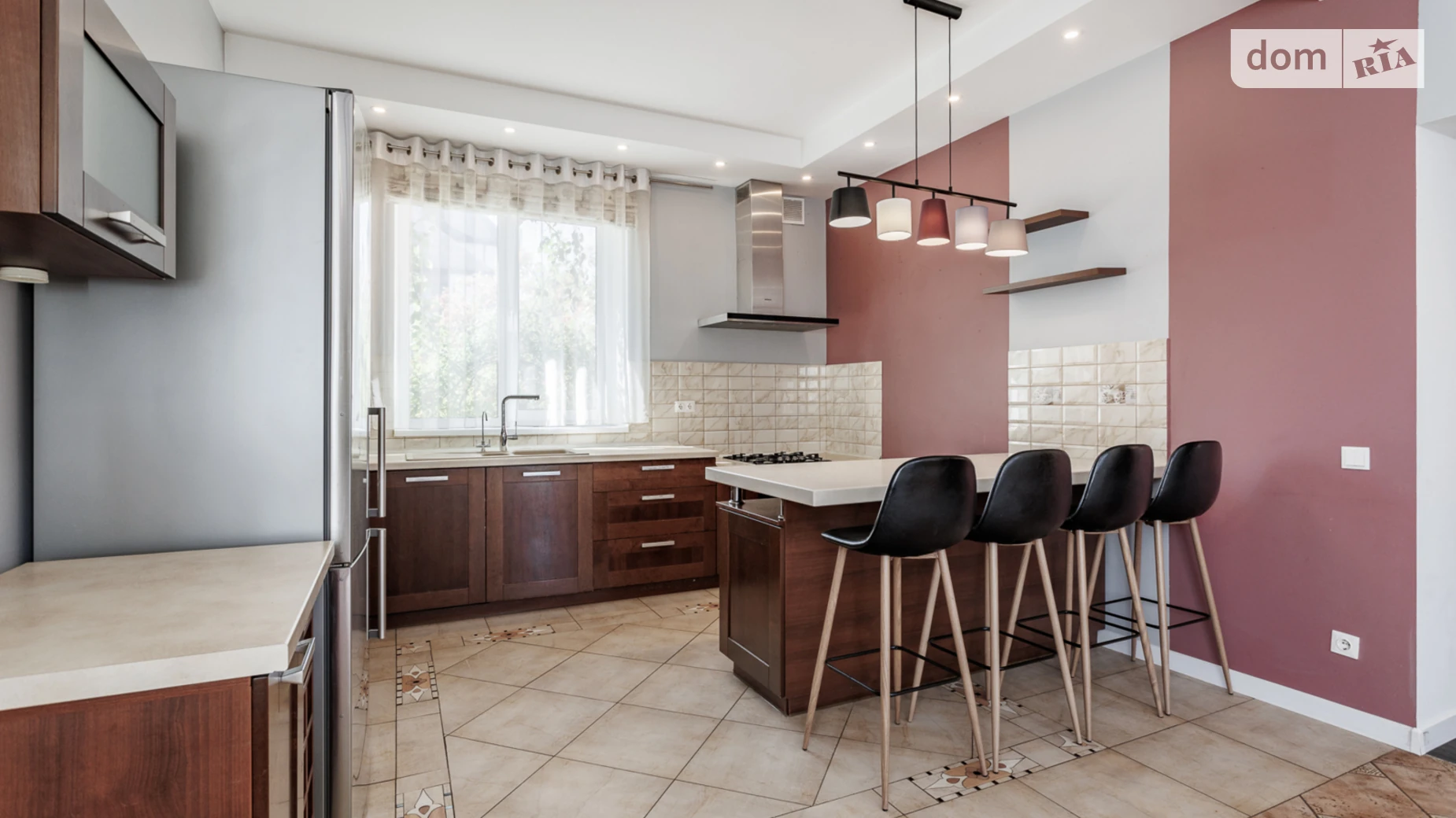 Продается дом на 2 этажа 233 кв. м с беседкой, цена: 395000 $ - фото 4