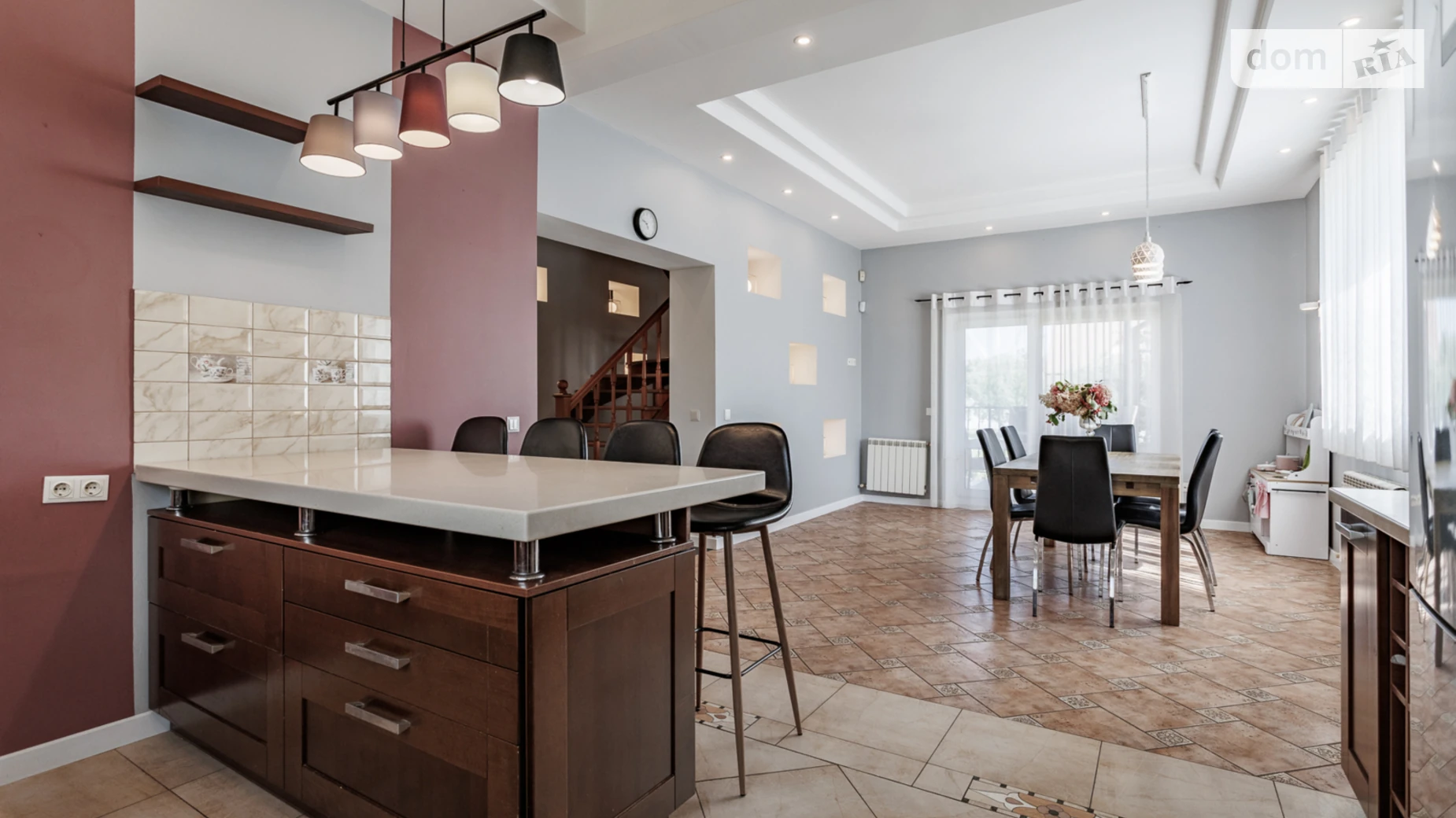 Продается дом на 2 этажа 233 кв. м с беседкой, цена: 395000 $ - фото 5
