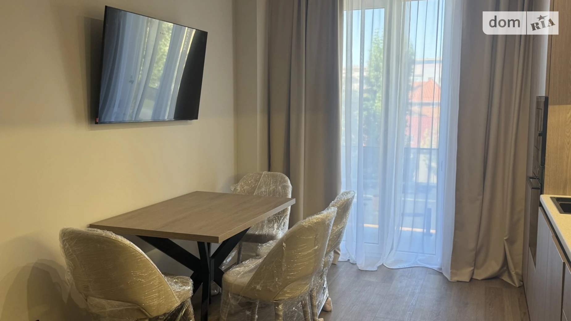 Продается 1-комнатная квартира 42 кв. м в Ужгороде - фото 3