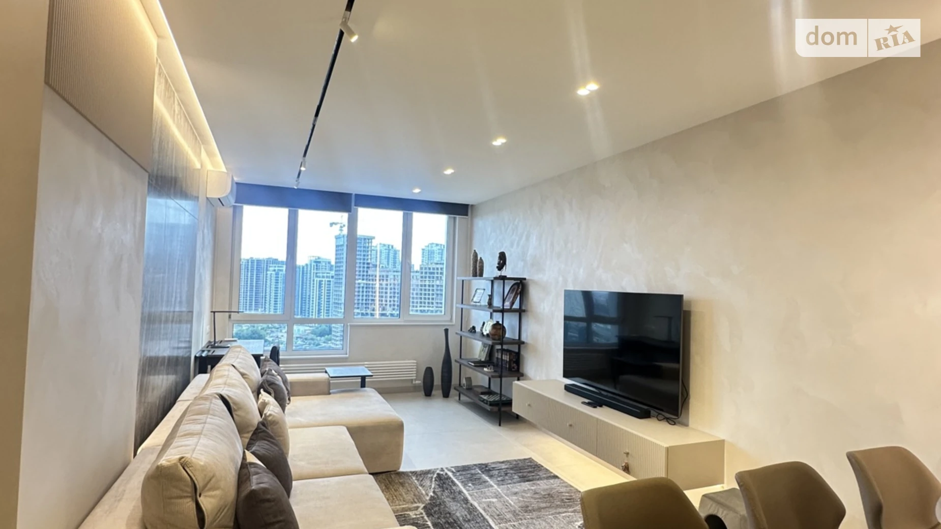 Продається 1-кімнатна квартира 67.6 кв. м у Києві, вул. Михайла Бойчука, 41Б - фото 5