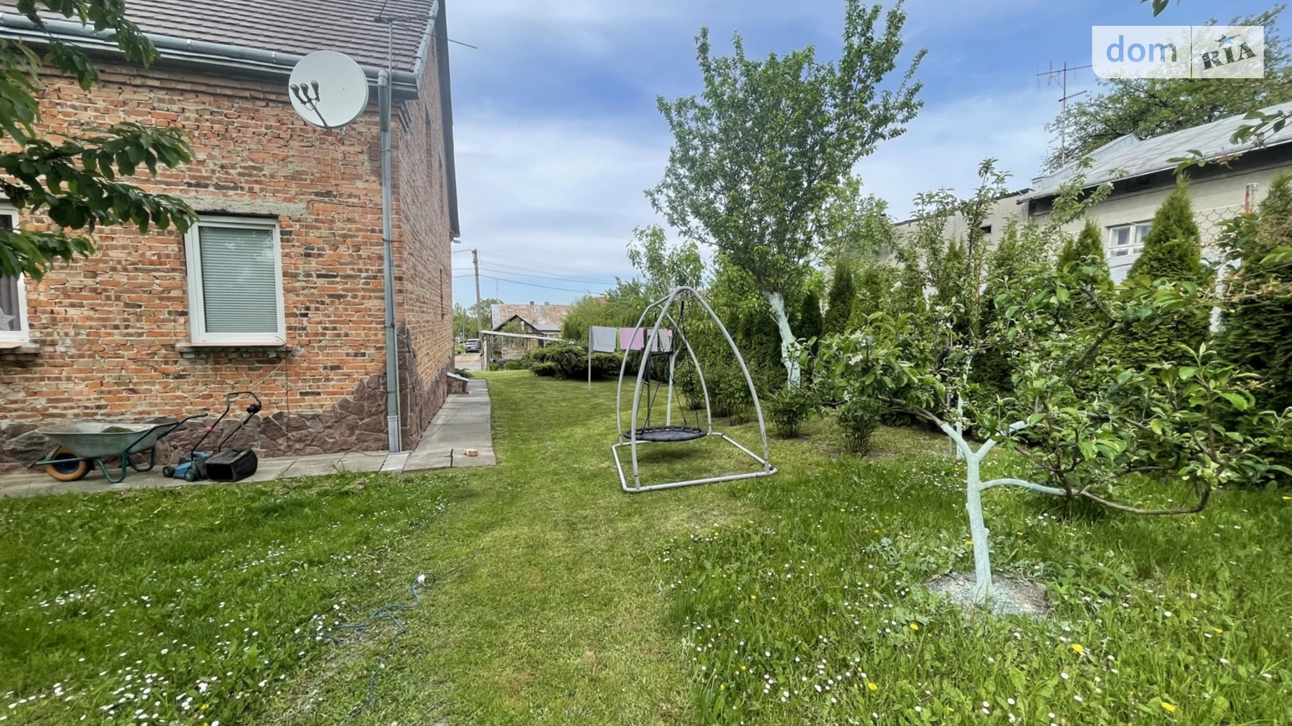 Продается дом на 2 этажа 205 кв. м с беседкой, цена: 152000 $ - фото 3