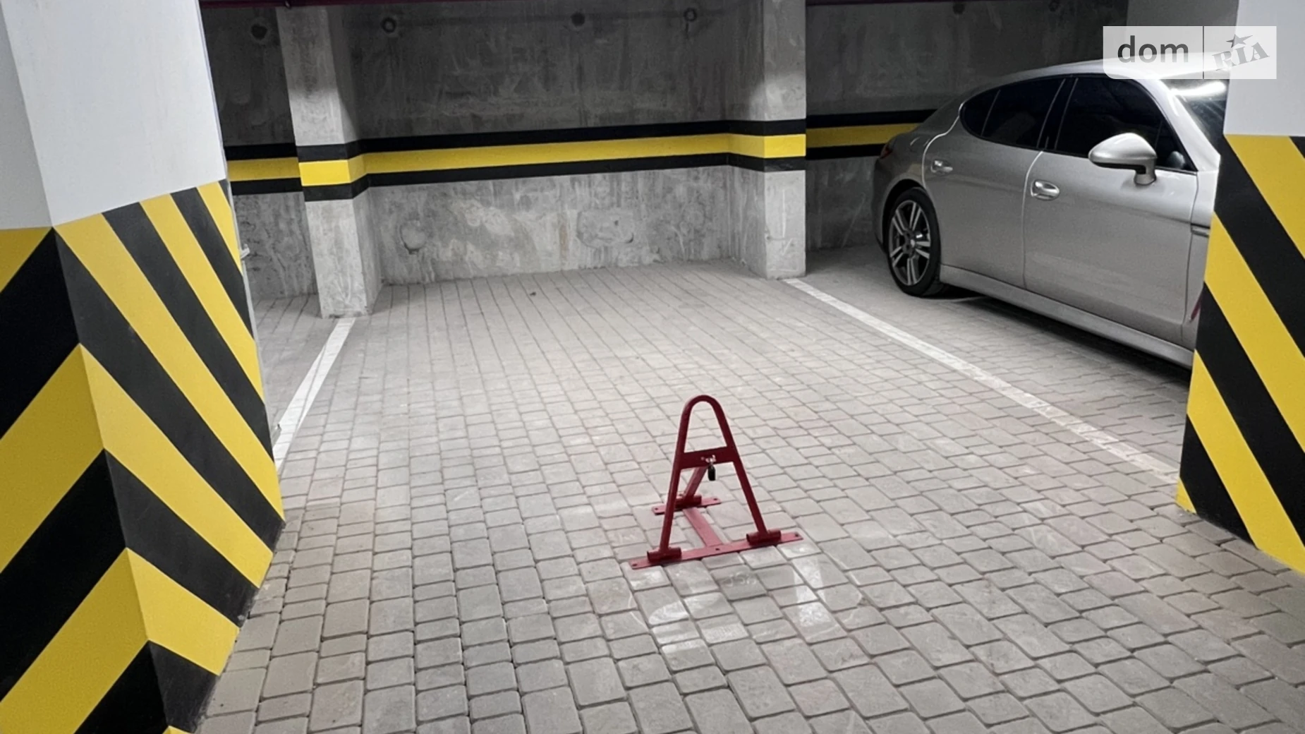 Продается подземный паркинг под легковое авто на 15 кв. м, цена: 20000 $ - фото 3