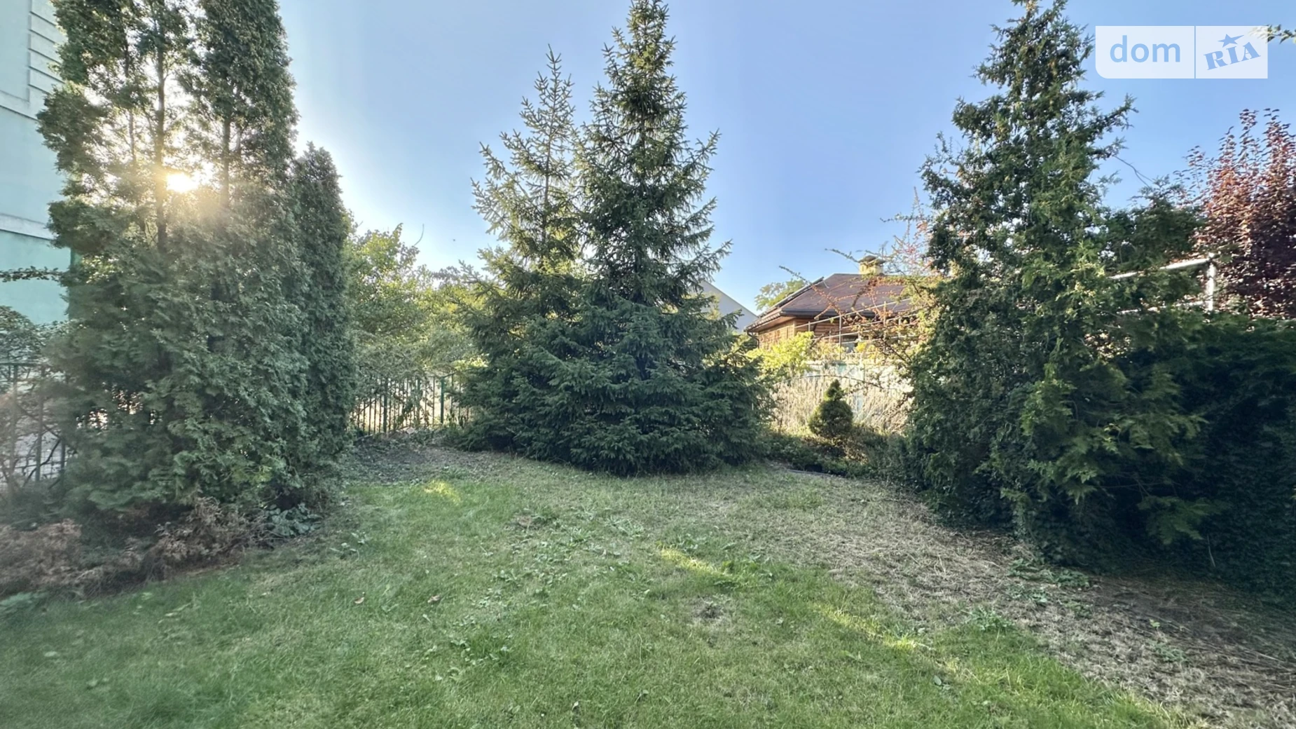 Продается дом на 3 этажа 431.5 кв. м с гаражом, цена: 130000 $ - фото 5