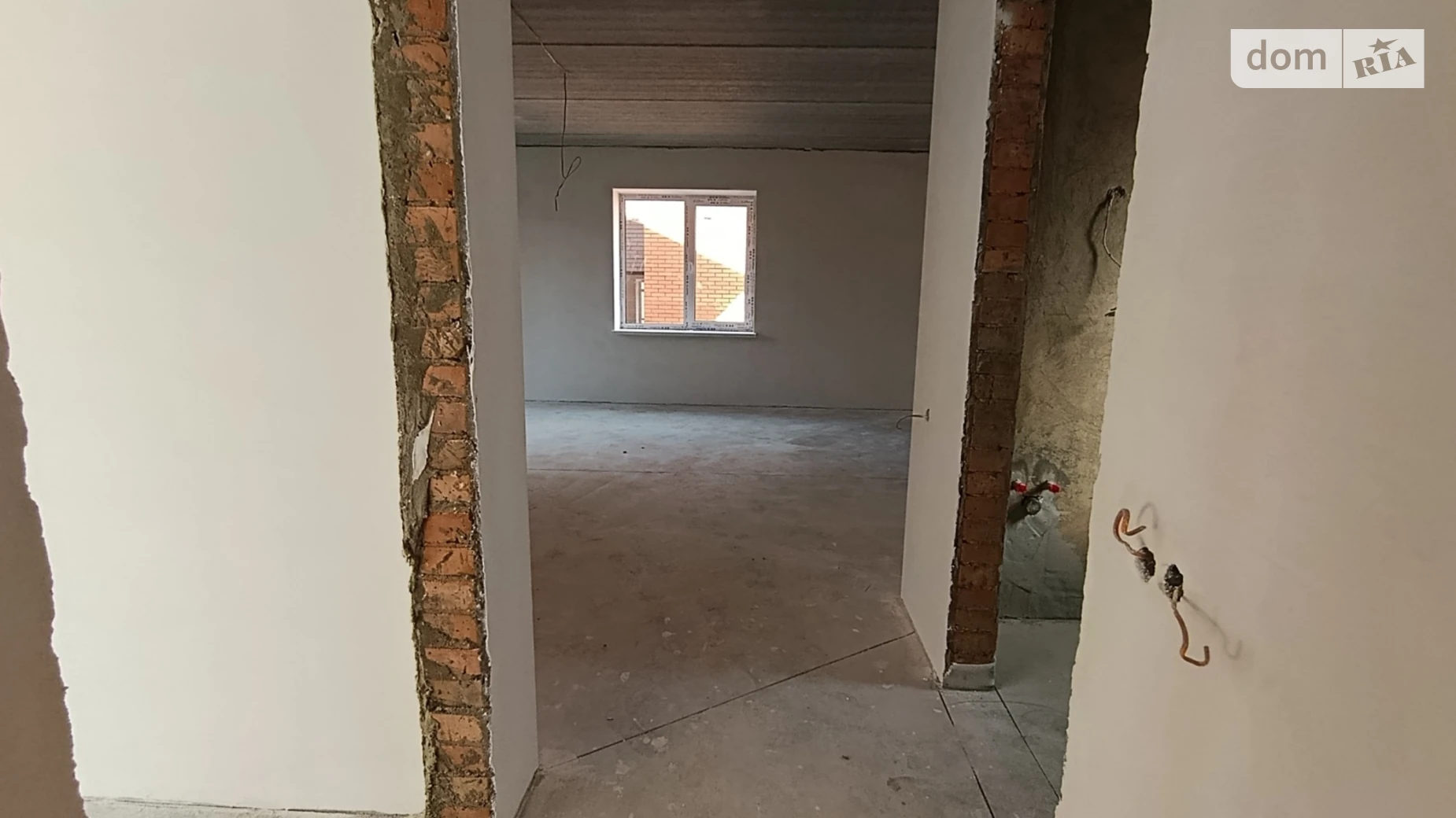 Продается дом на 2 этажа 107 кв. м с садом, цена: 82000 $ - фото 2